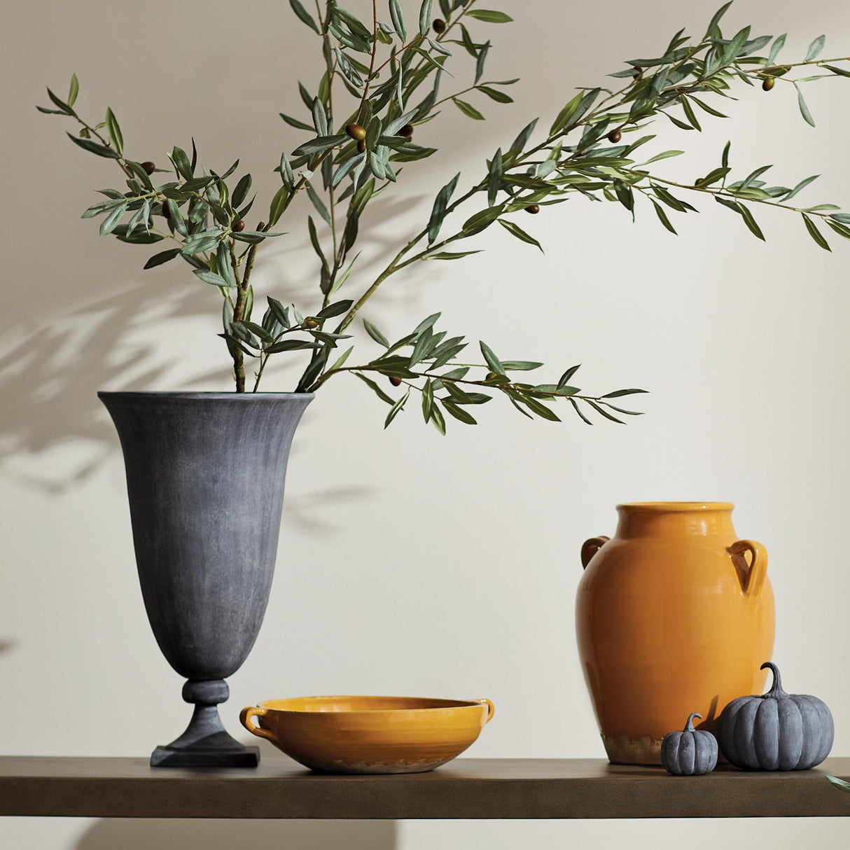 Napa  TERRAZZA FOOTED URN