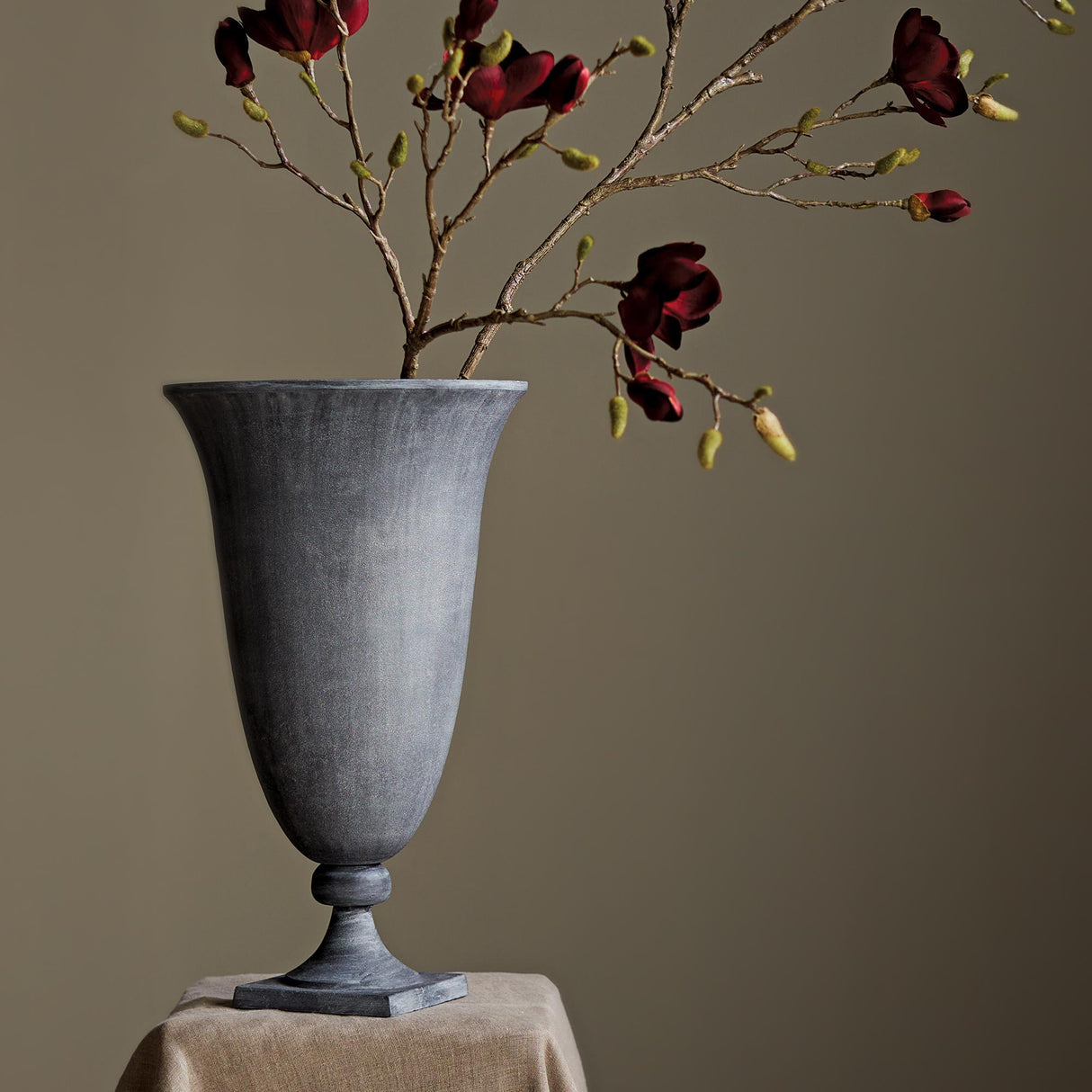 Napa  TERRAZZA FOOTED URN