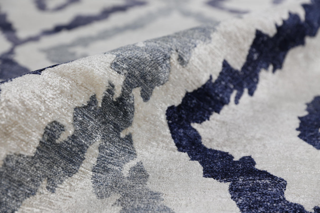 Exquisite Rugs Bamboo Silk hand-knotted Bamboo Silk 3278 Ivory/Blue 10' x 8' Area Rug
