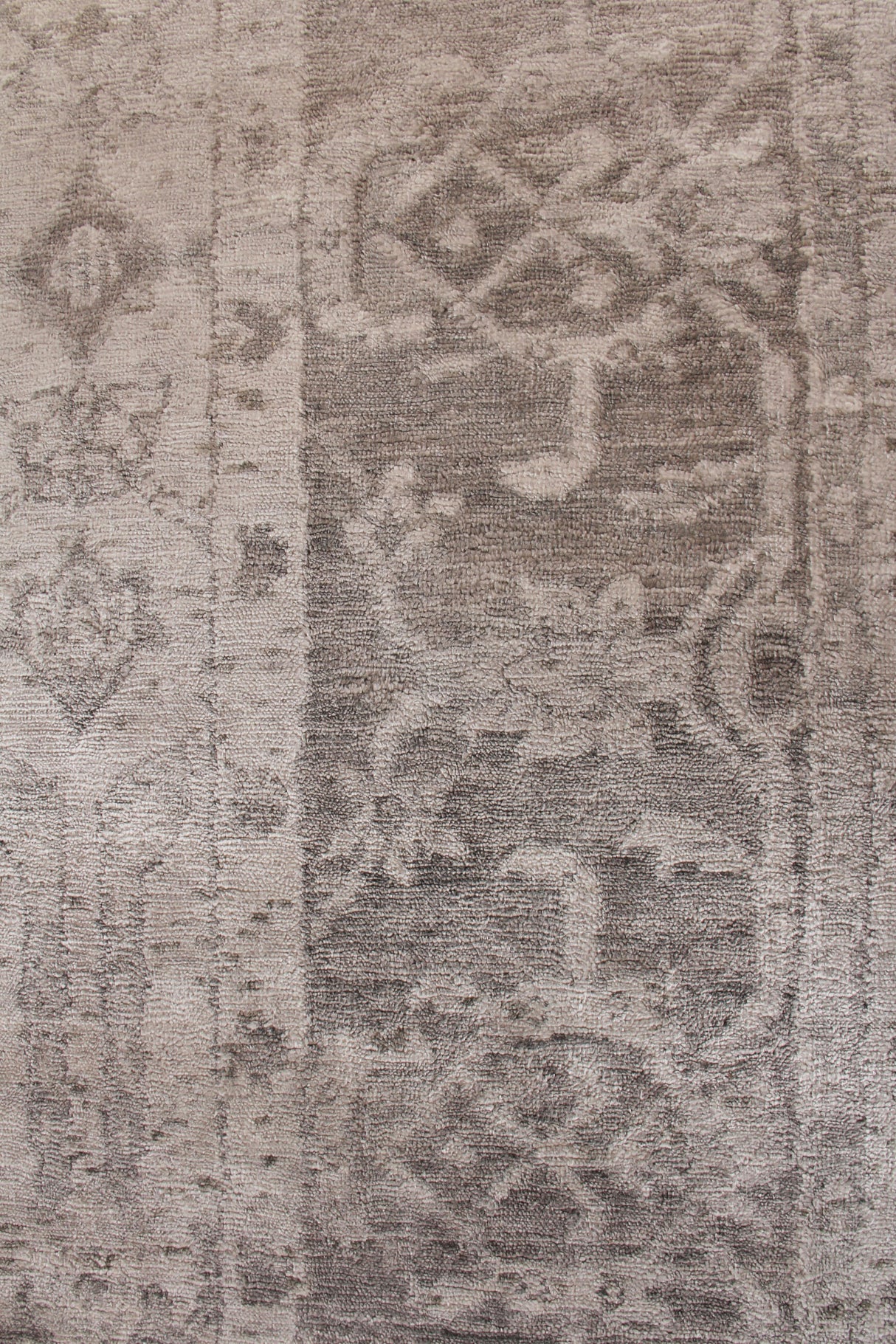 Exquisite Rugs Antique'd Silk hand-knotted Bamboo Silk 5067 Ivory/Silver 14' x 10' Area Rug