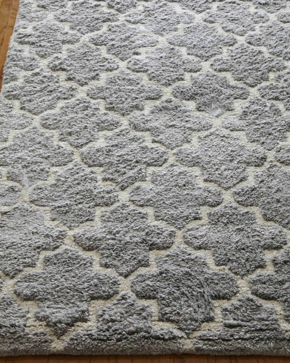 Exquisite Rugs Lux Look hand-knotted Bamboo Silk 5189 Silver 10' x 8' Area Rug