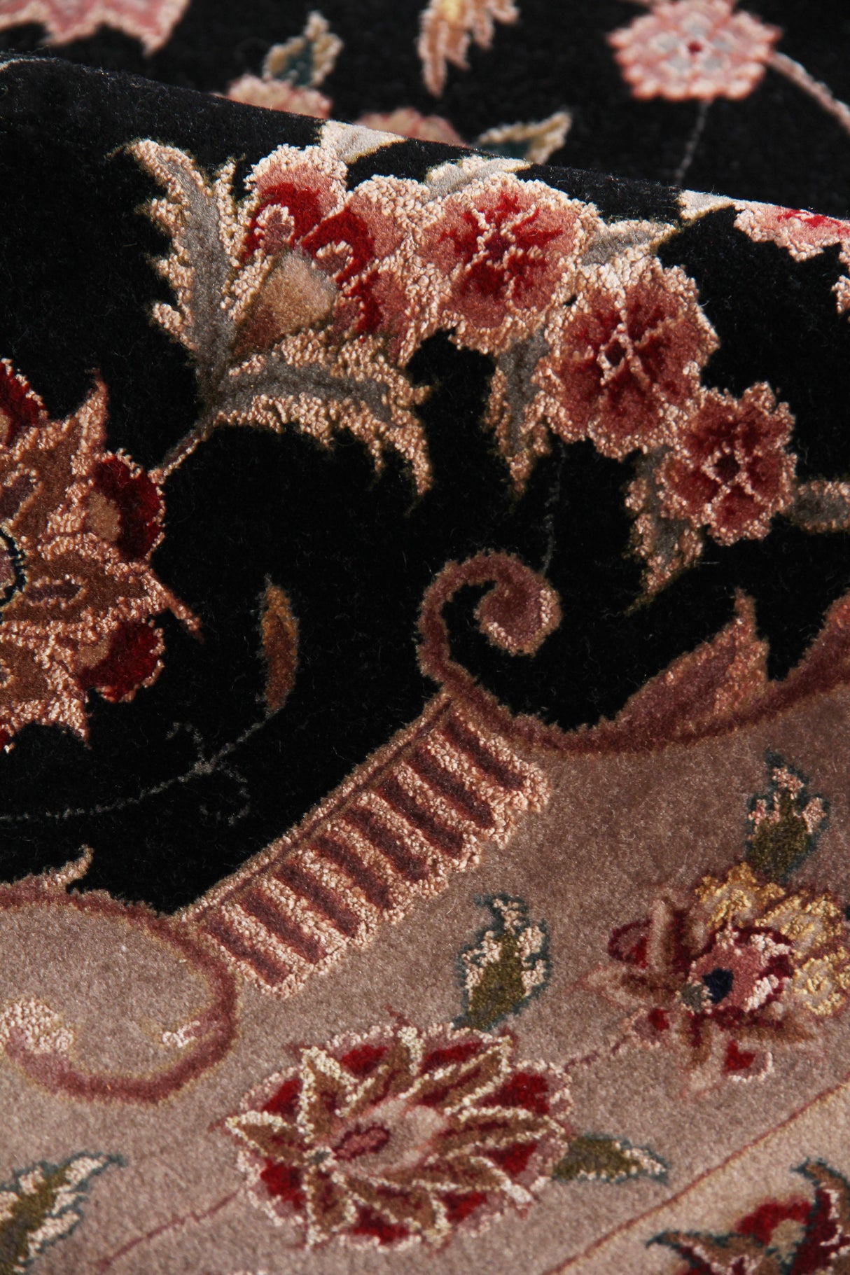Exquisite Rugs Super Fine Tabriz hand-knotted New Zealand Wool 5412 Black/Ivory 12' x 9' Area Rug