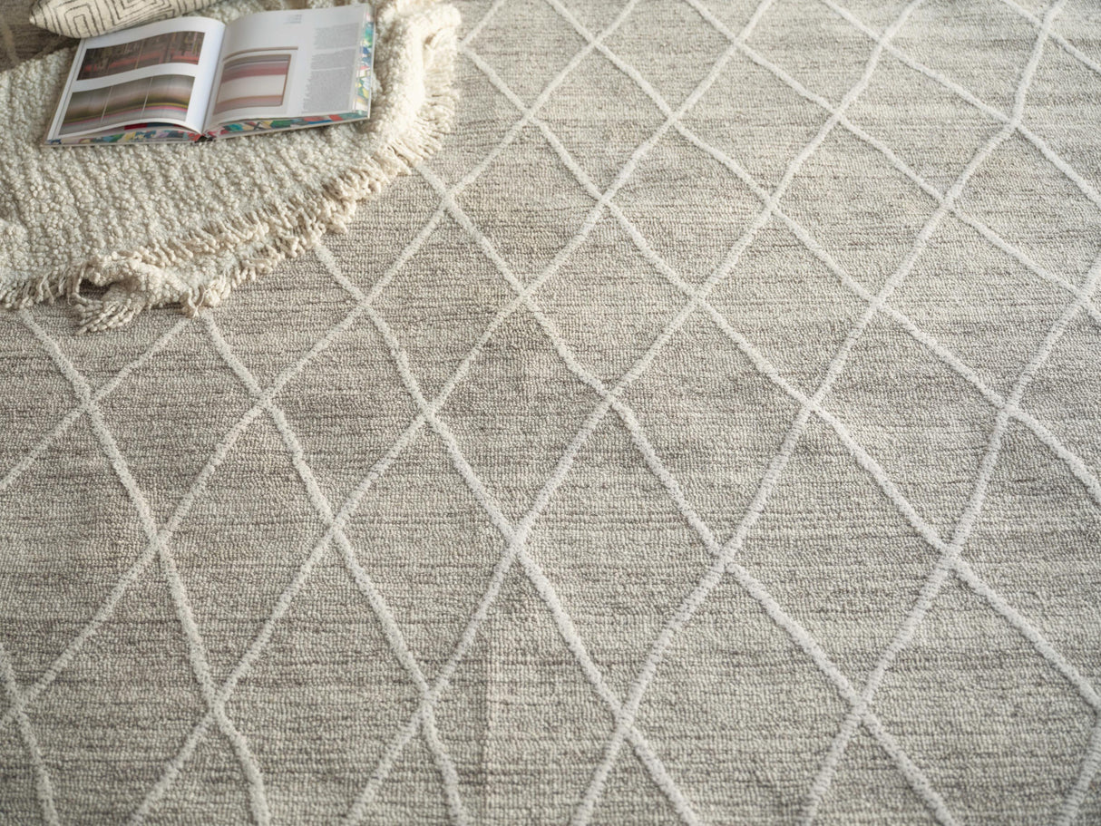 Exquisite Rugs Kodiak hand-tufted New Zealand Wool 7193 Beige/Ivory 10' x 8' Area Rug