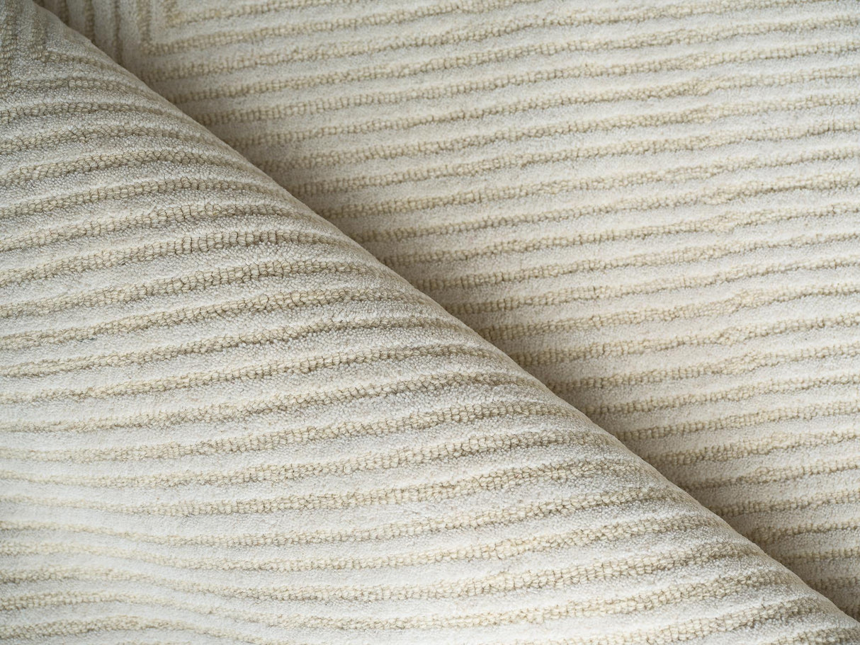 Exquisite Rugs Teton hand-tufted New Zealand Wool 7324 Ivory 12' x 9' Area Rug