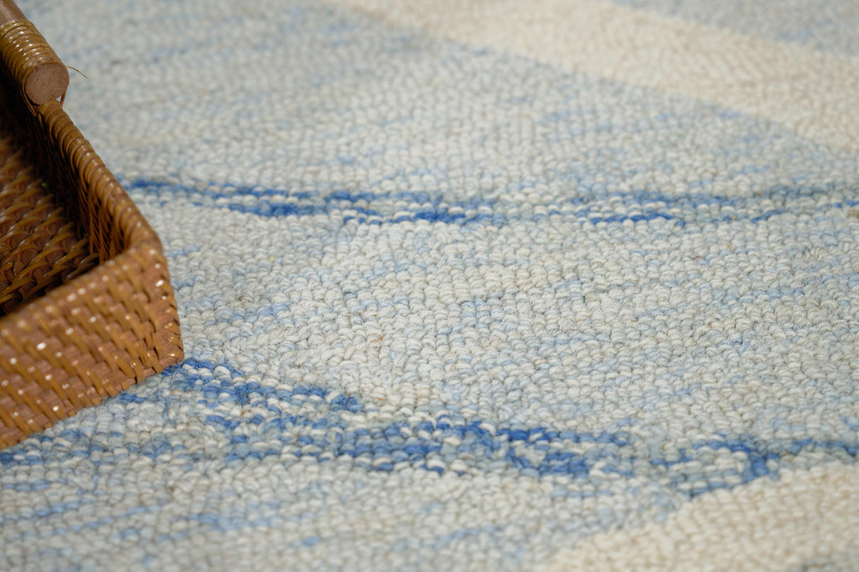 Exquisite Rugs Rio hand-tufted New Zealand Wool 7339 Blue/Ivory 10' x 8' Area Rug