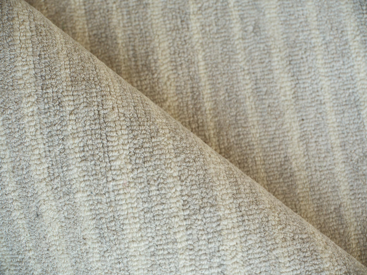 Exquisite Rugs Dusseldorf hand-tufted New Zealand Wool 7342 Silver/Ivory 10' x 8' Area Rug
