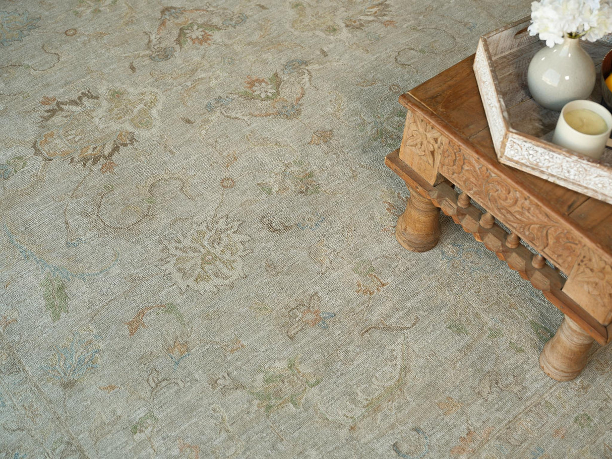Exquisite Rugs Santorini hand-knotted Wool/Silk 7417 Light Silver 12' x 9' Area Rug