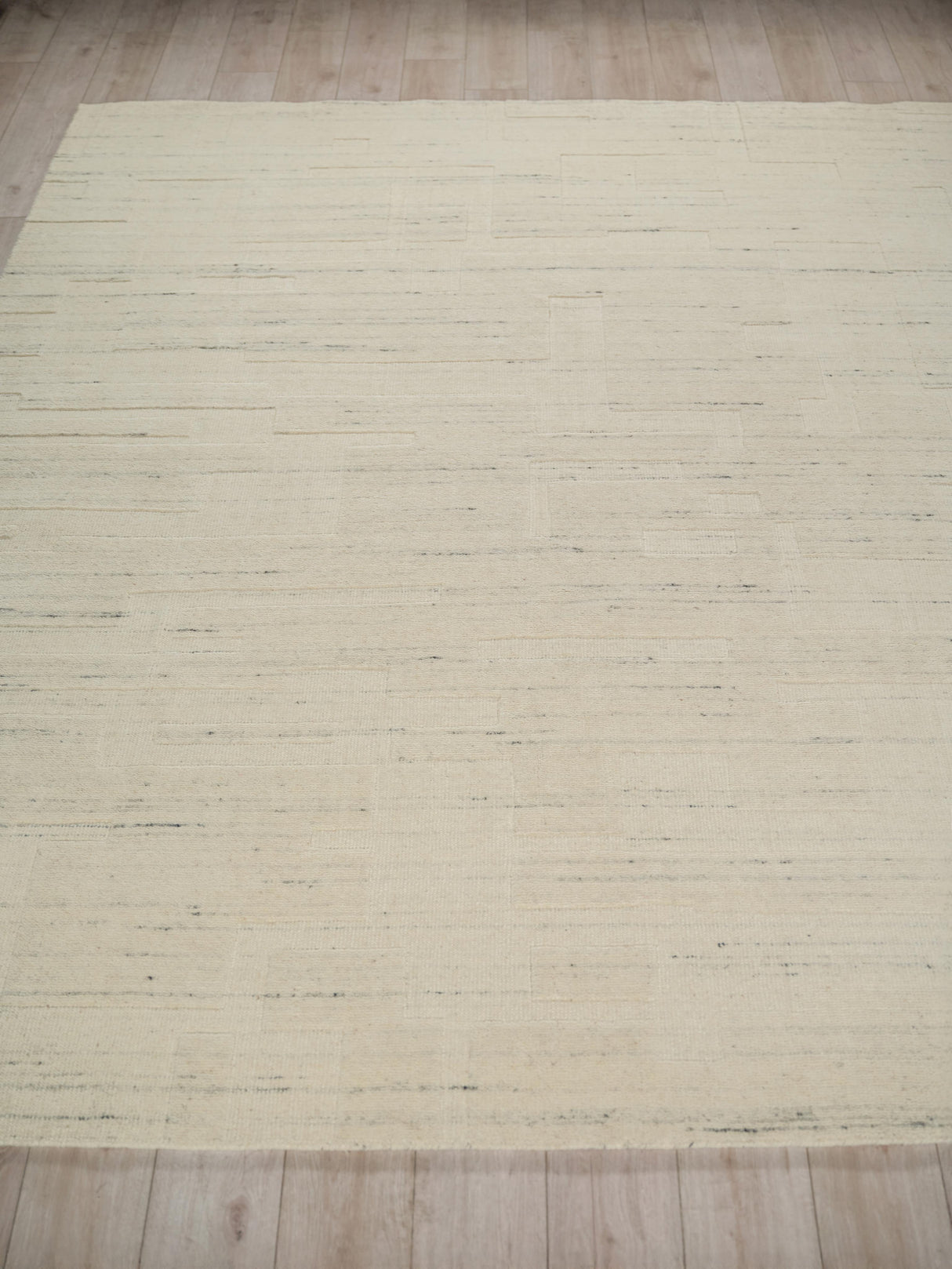 Exquisite Rugs Malmo hand-knotted New Zealand Wool 7495 Ivory 18' x 14' Area Rug