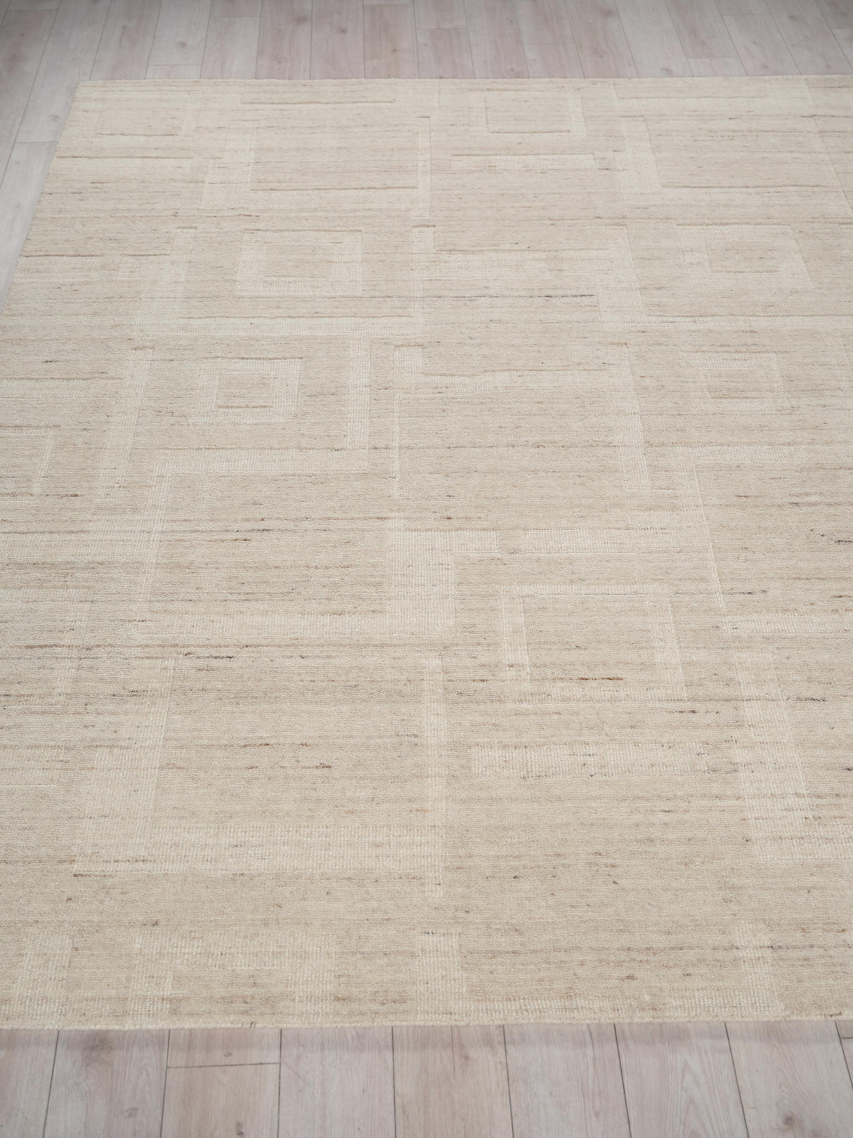 Exquisite Rugs Malmo hand-knotted New Zealand Wool 7496 Beige/Taupe 20' x 15' Area Rug