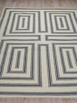 Exquisite Rugs Studio hand-tufted New Zealand Wool 7531 Ivory/Black 18' x 14' Area Rug