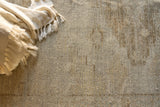 Exquisite Rugs Kingston hand-knotted Wool 7568 Tan/Beige 10' x 8' Area Rug