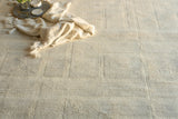 Exquisite Rugs Maddox hand-tufted New Zealand Wool 7612 Light Beige/Ivory 12' x 9' Area Rug