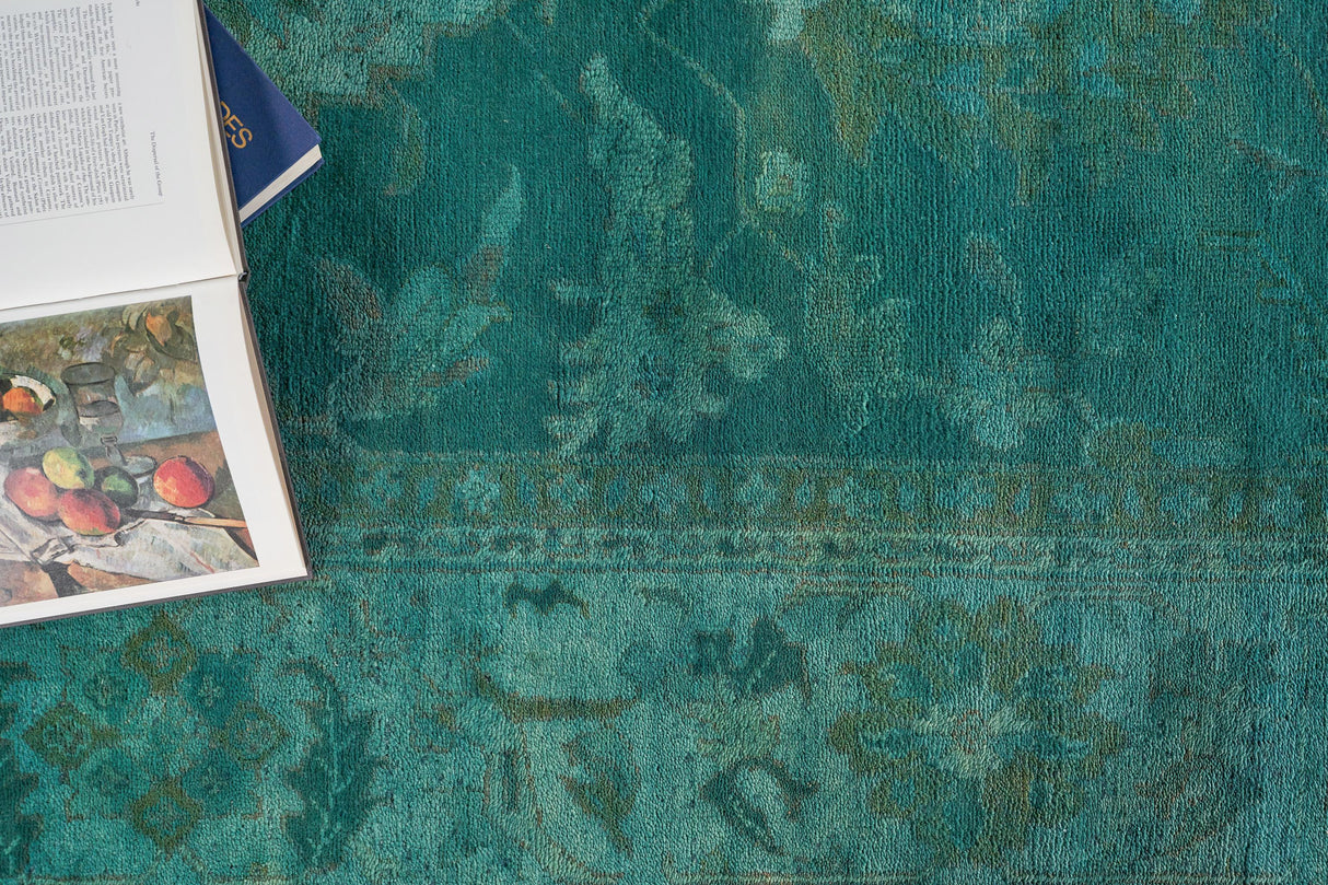 Exquisite Rugs Overdye Antique Weave hand-knotted New Zealand Wool 8303 Green 12' x 9' Area Rug