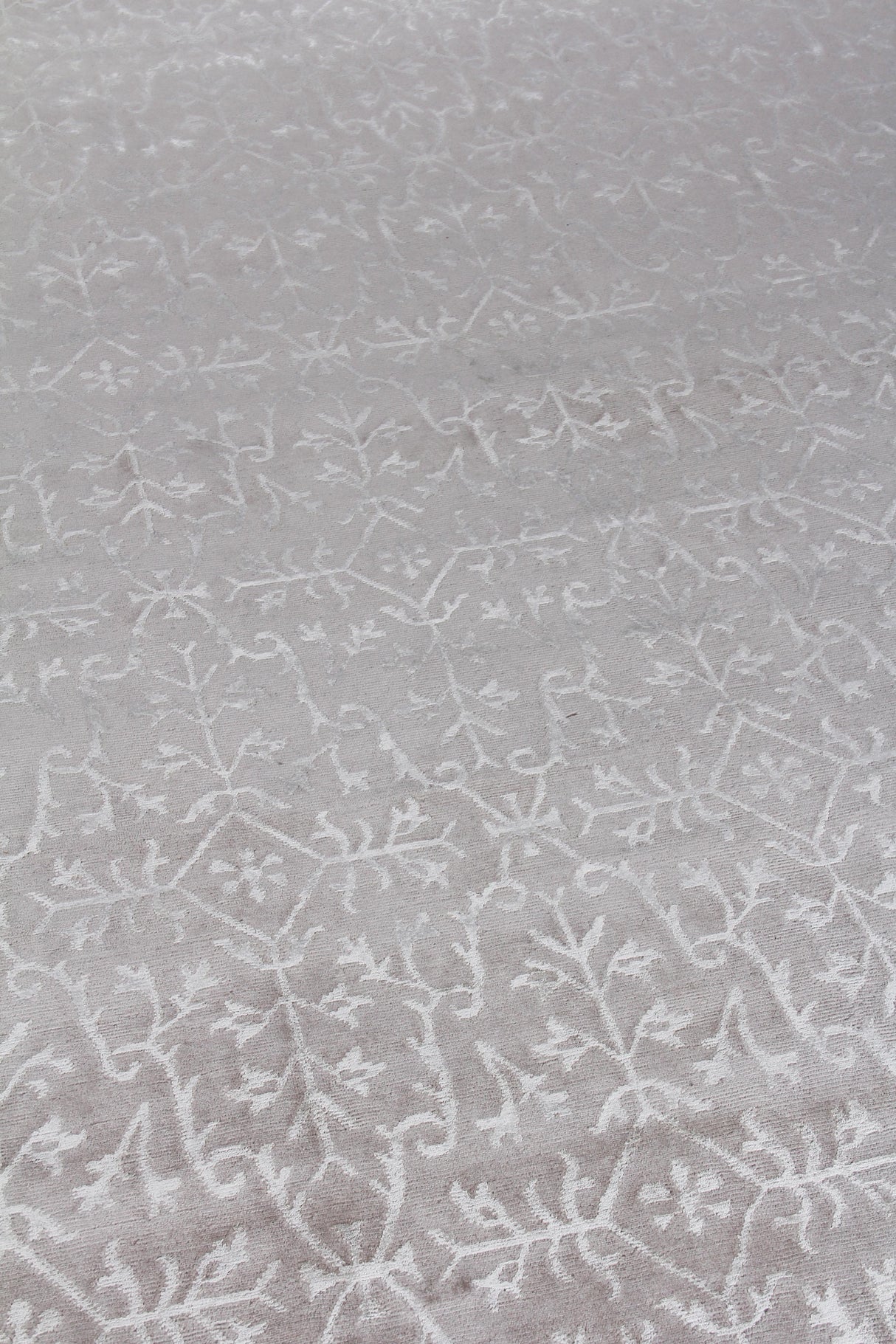 Exquisite Rugs Super Tibetan hand-knotted Wool/Bamboo Silk 9162 Ivory 15' x 12' Area Rug