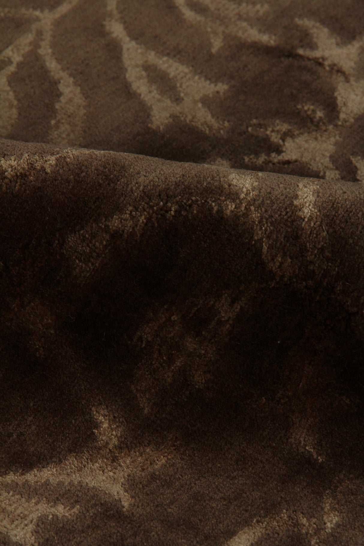 Exquisite Rugs Super Tibetan hand-knotted Wool/Bamboo Silk 9184 Light Chocolate 12' x 9' Area Rug