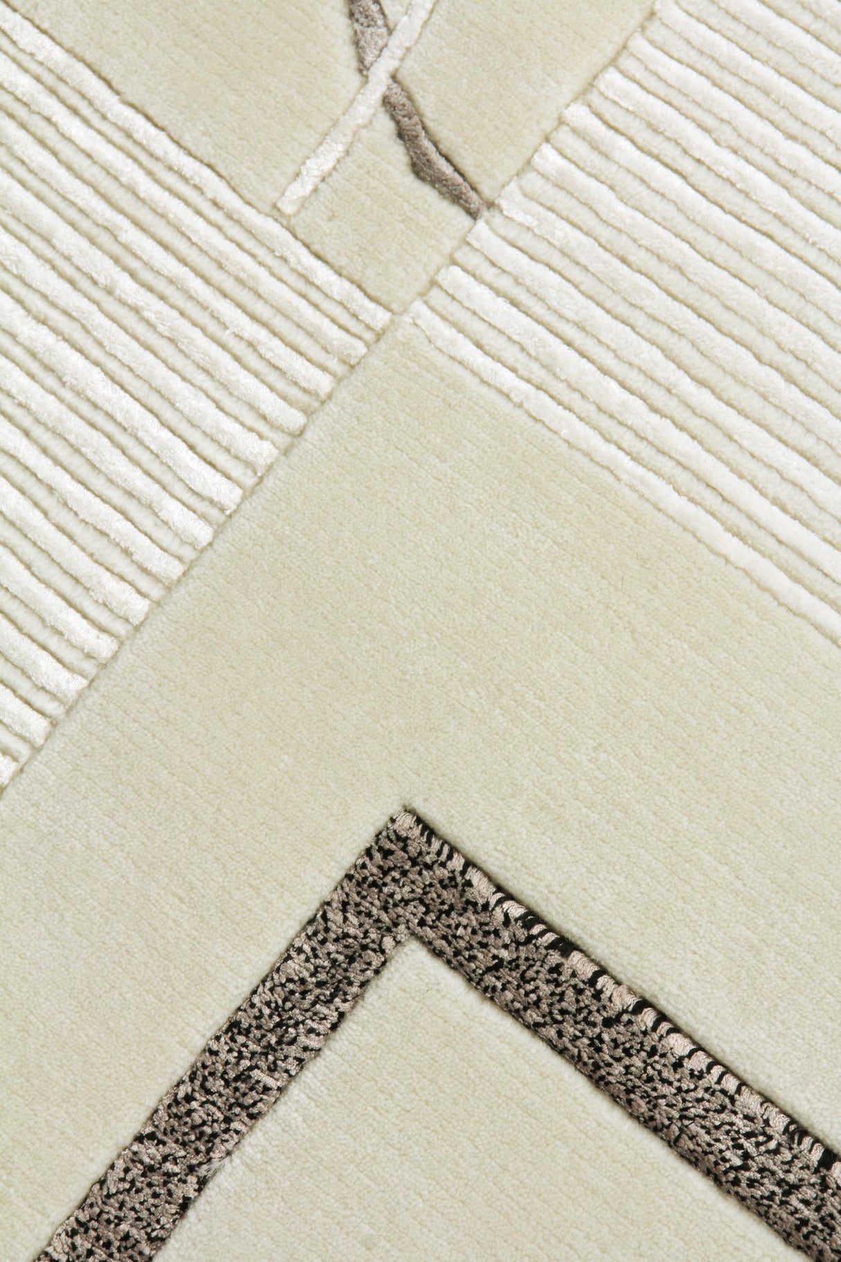 Exquisite Rugs Super Tibetan hand-knotted Wool/Bamboo Silk 9385 Ivory 10' x 8' Area Rug
