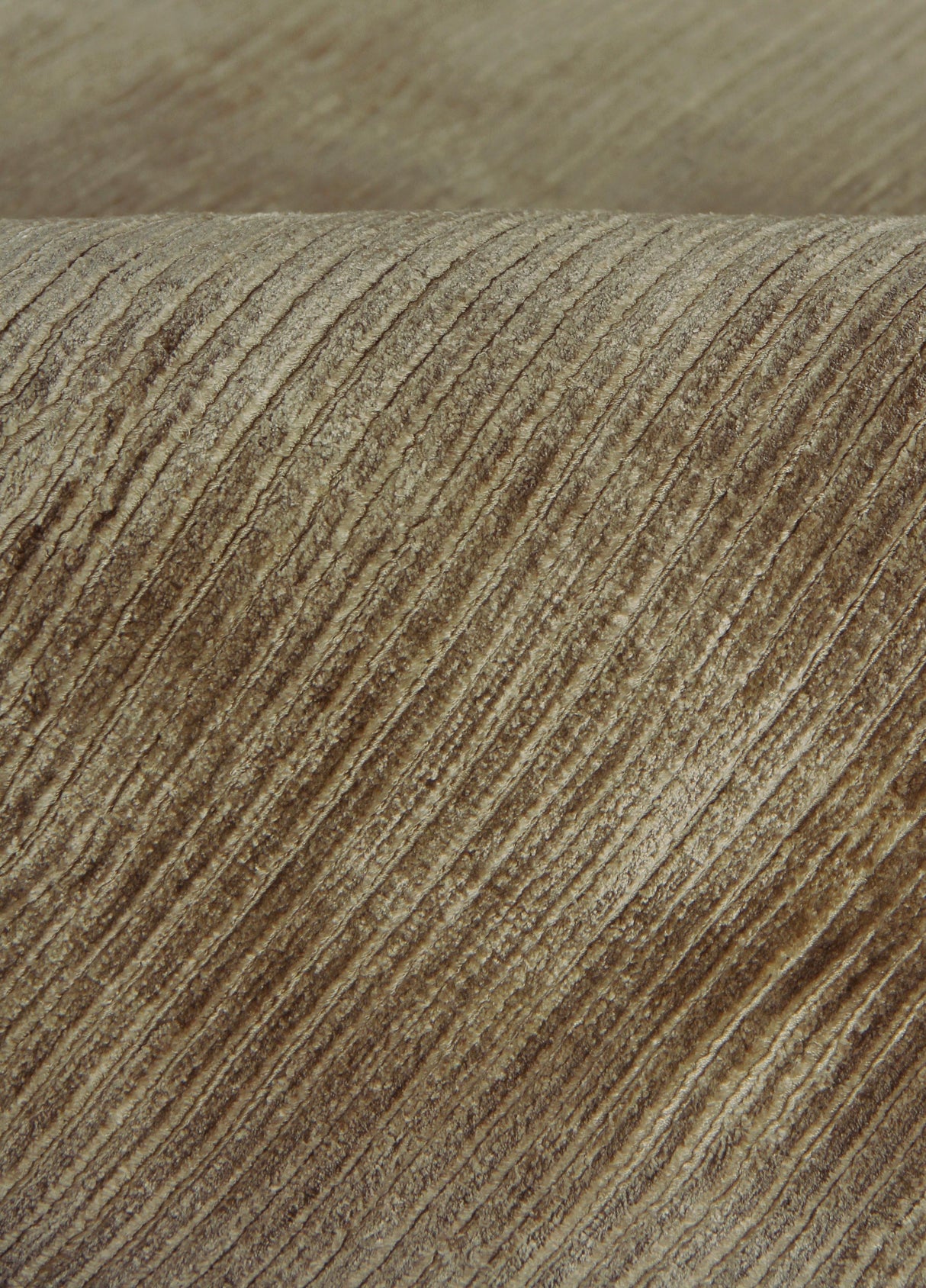 Exquisite Rugs Dove handloomed Viscose 9478 Mushroom 12' x 9' Area Rug