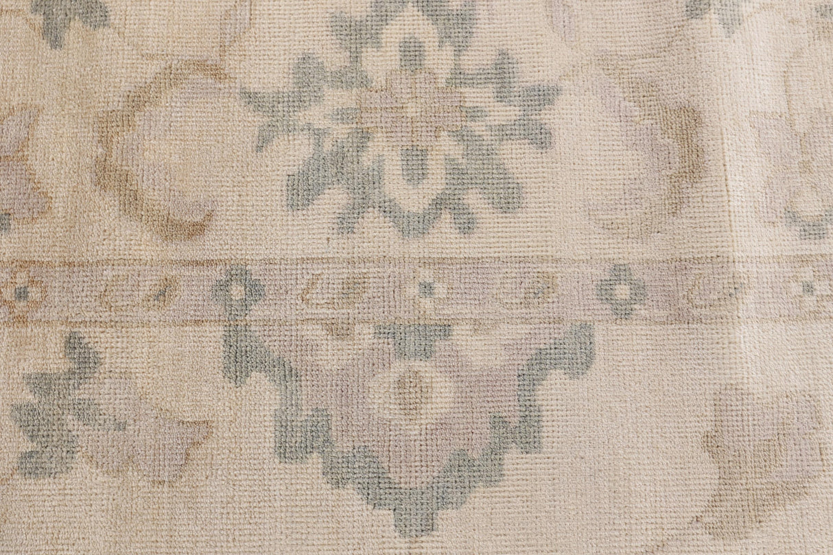 Exquisite Rugs Antique Weave Oushak hand-knotted New Zealand Wool 9691 Ivory 18' x 14' Area Rug