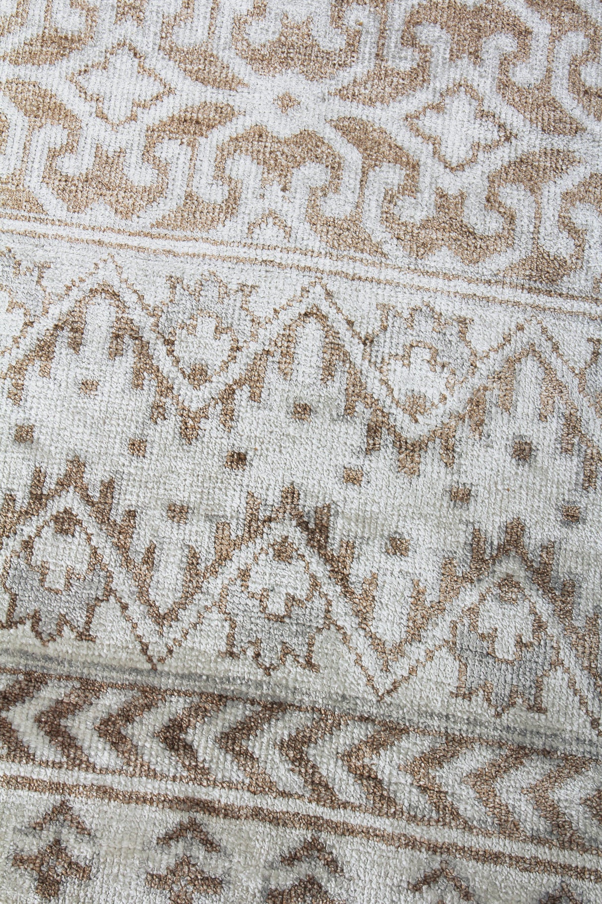 Exquisite Rugs Antique Weave Bamboo hand-knotted Bamboo Silk 9800 Beige 15' x 12' Area Rug