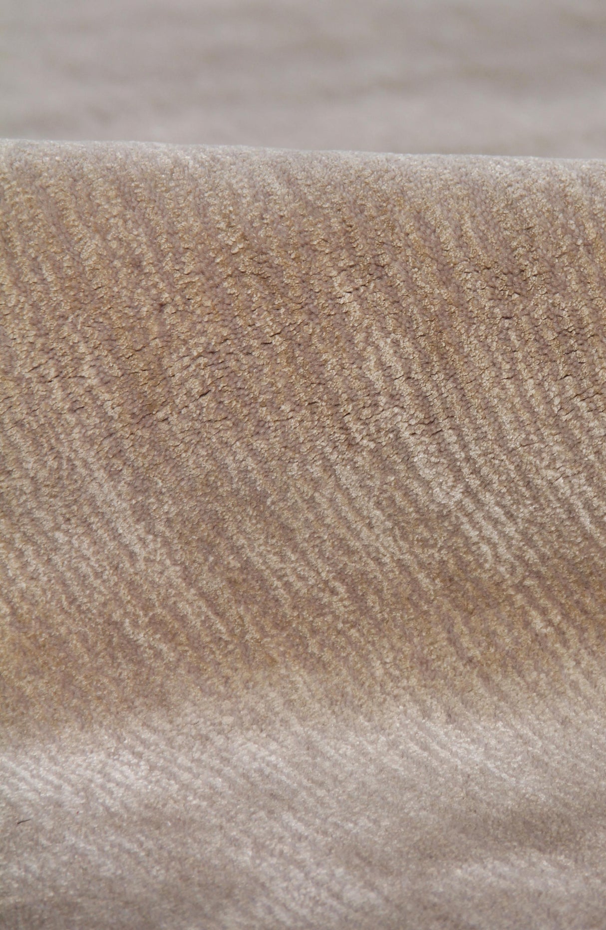 Exquisite Rugs Smart Gem handloomed Wool/Viscose 9803 Chenille 9' x 6' Area Rug