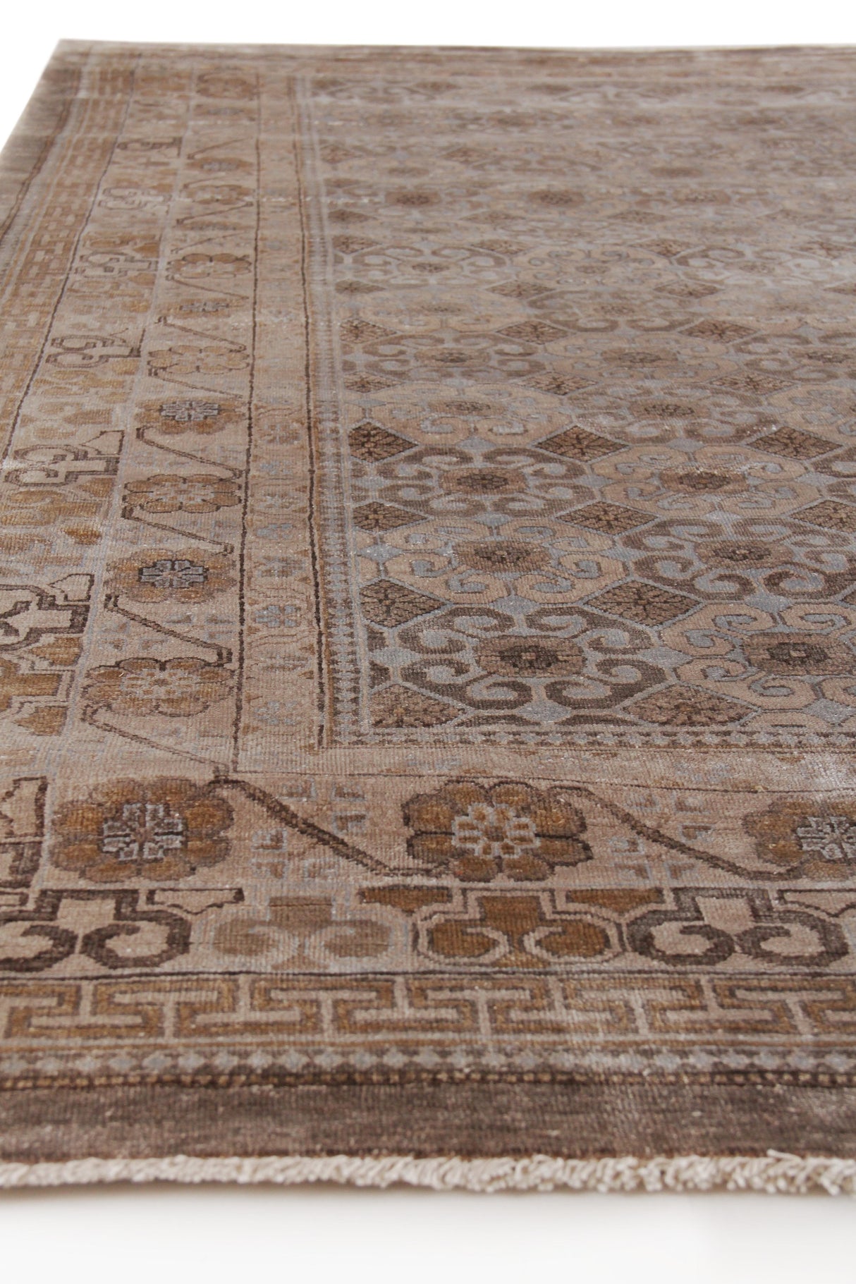 Exquisite Rugs Fine Khotan hand-knotted Bamboo Silk 9918 Camel/Ivory 18' x 14' Area Rug