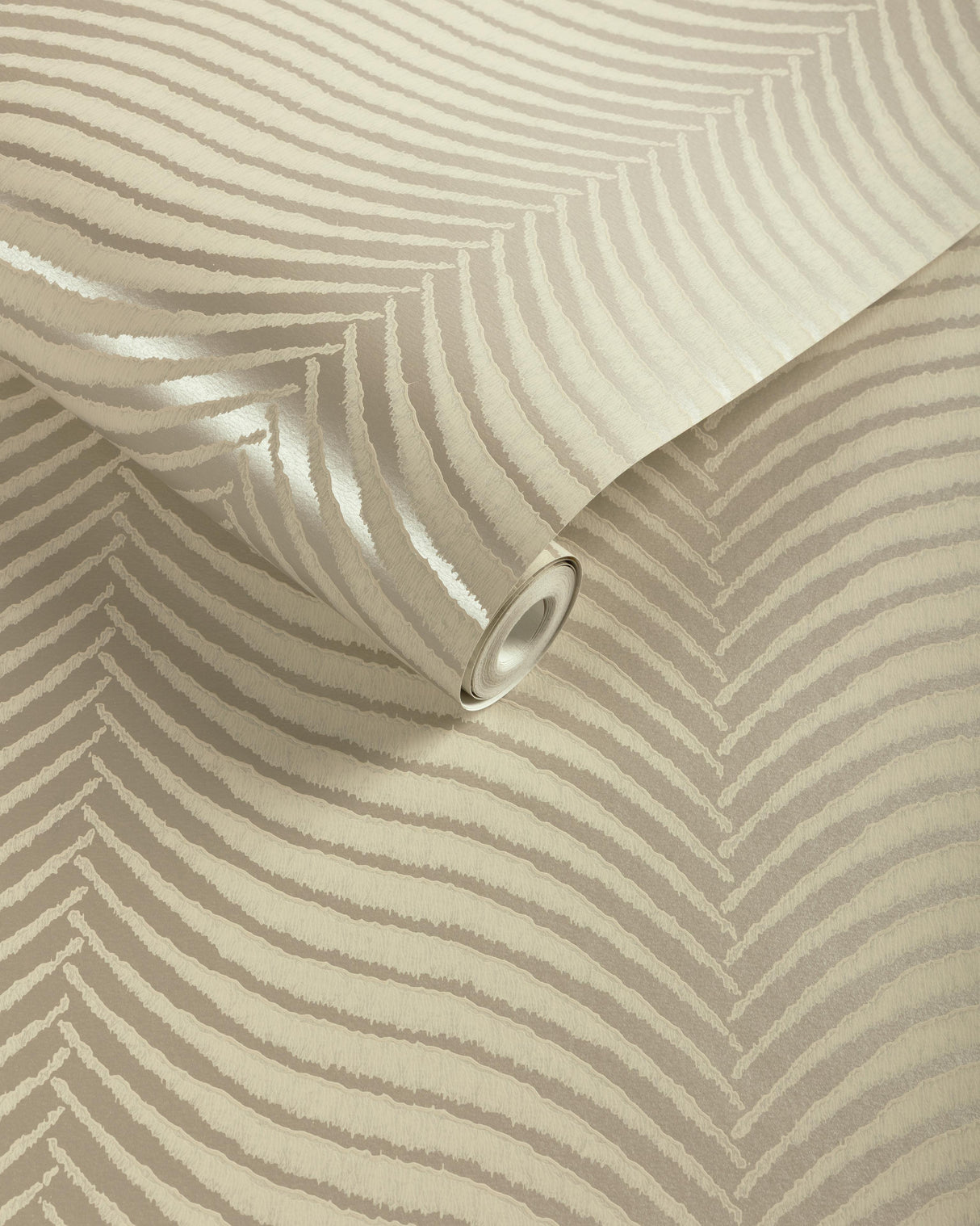 Lee Jofa CALISTA WC SILVER Wallpaper