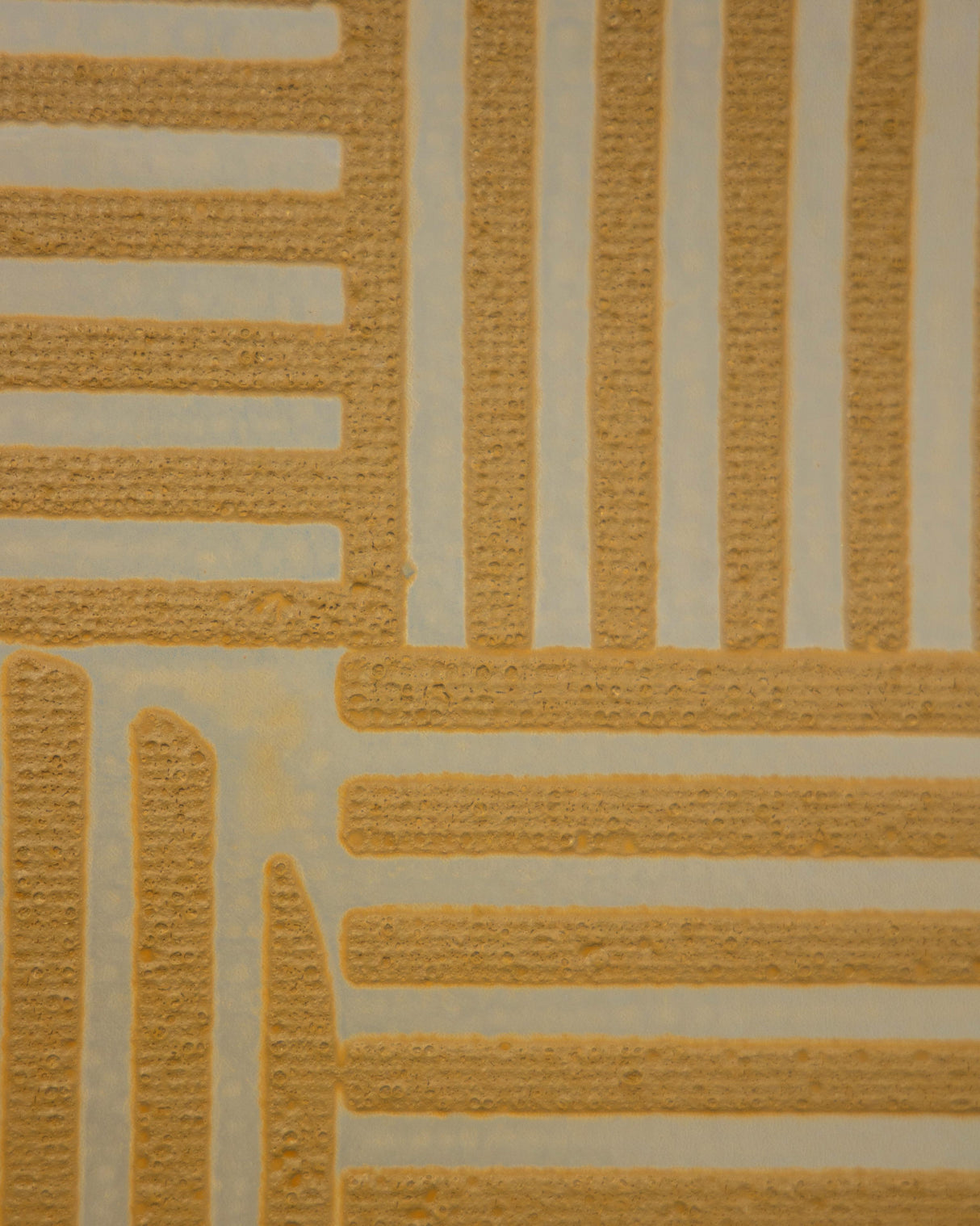 Lee Jofa TETRA WC GOLD Wallpaper