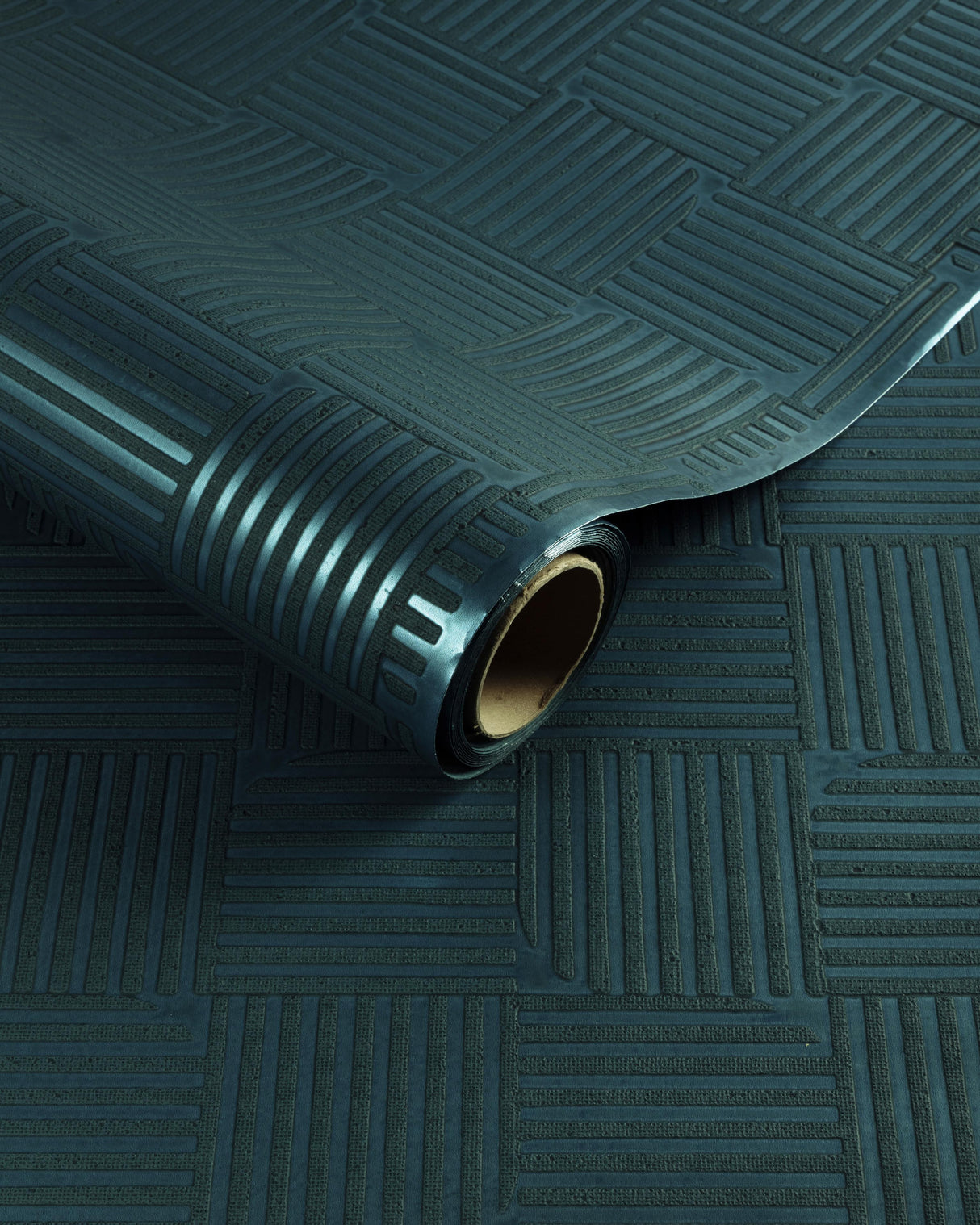 Lee Jofa TETRA WC PEACOCK Wallpaper