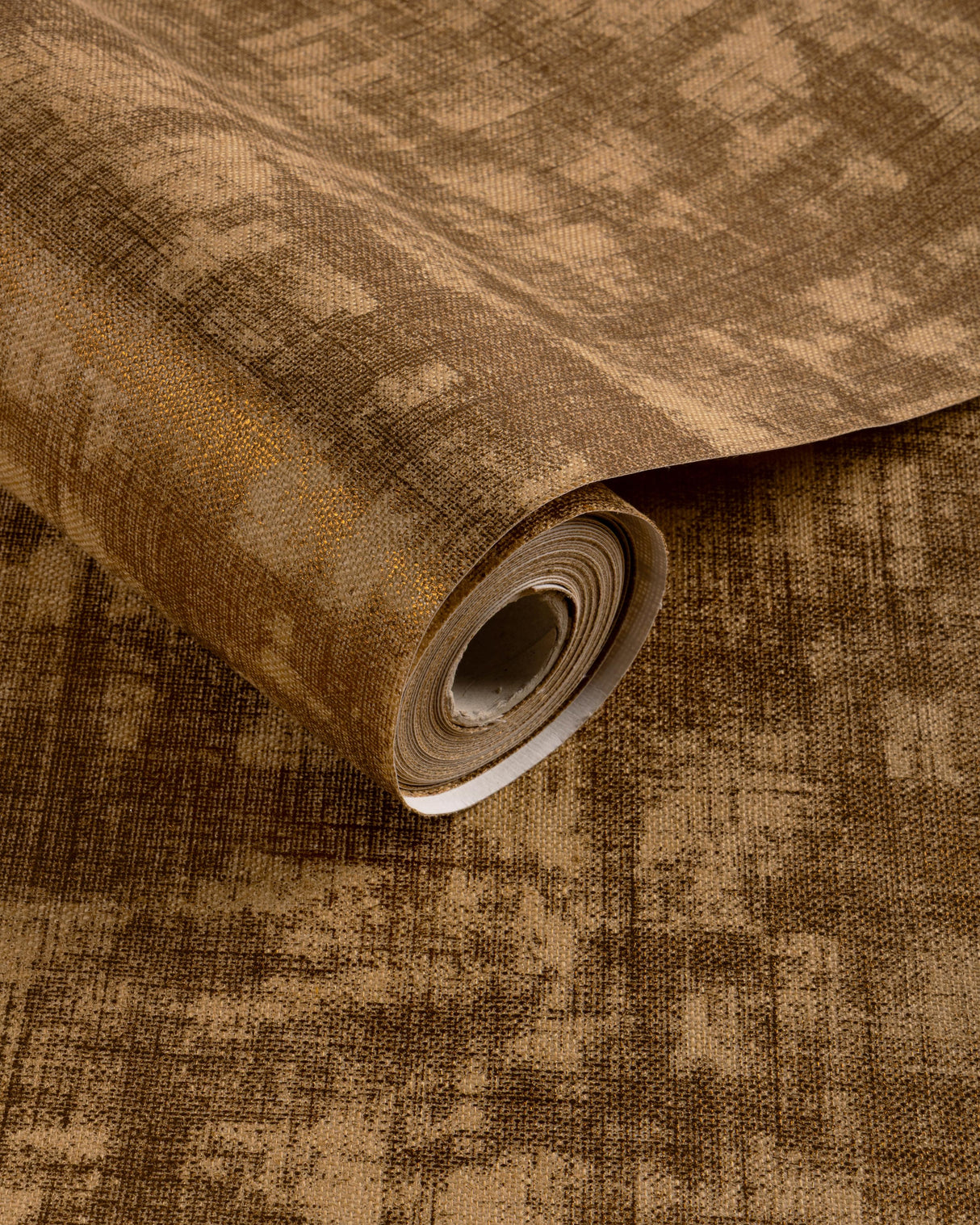 Lee Jofa CLIO JUTE WC BRASS Wallpaper