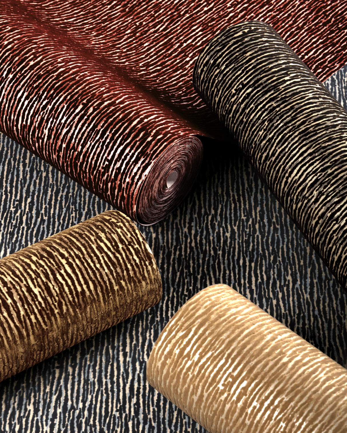 Lee Jofa MAIA FLOCK WC GARNET Wallpaper