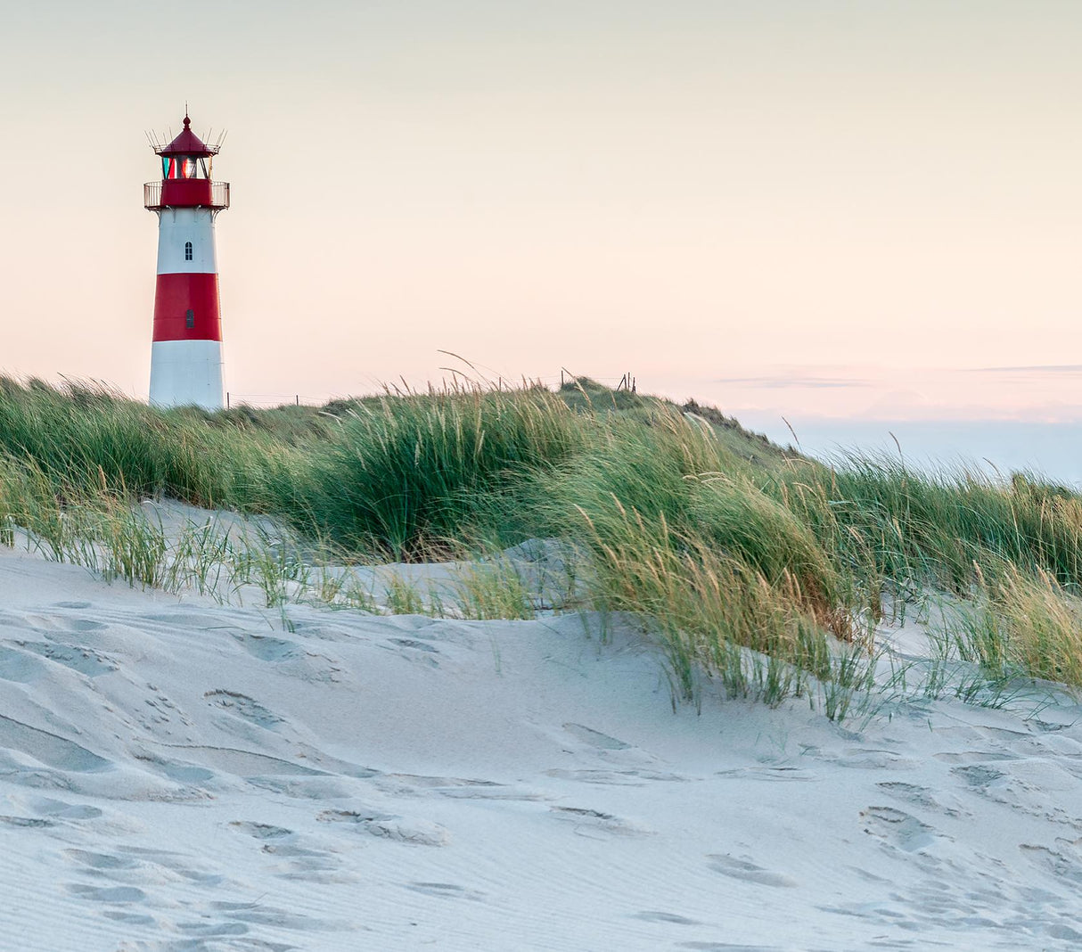 Veer Decor Lighthouse Dunes Wall Mural