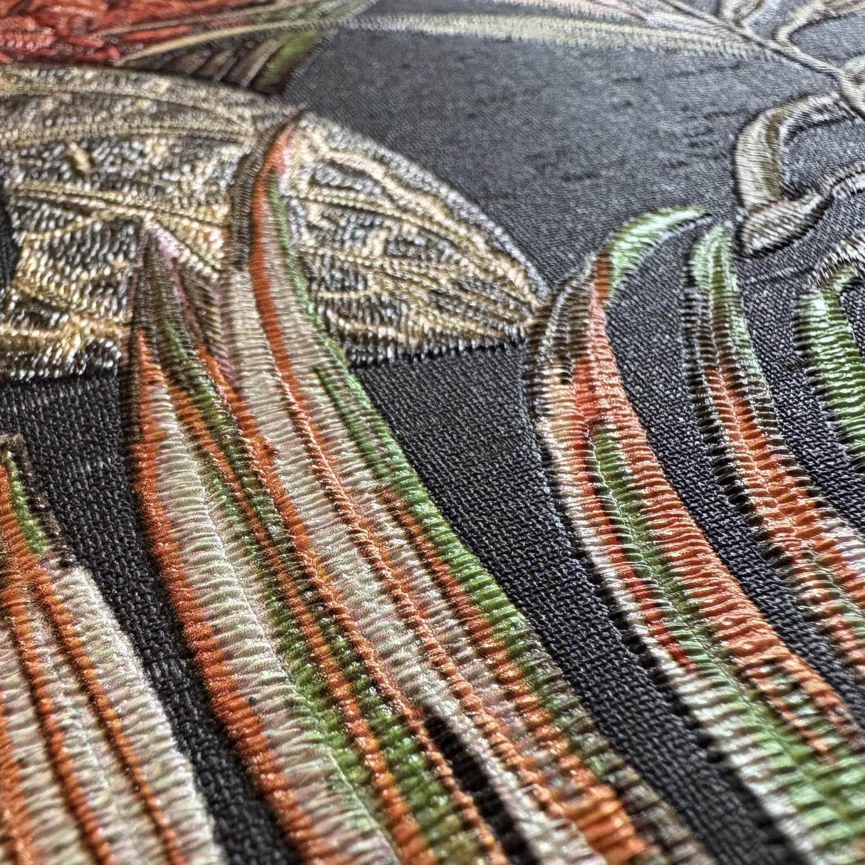Veer Decor Bird of Paradise Black Wallpaper
