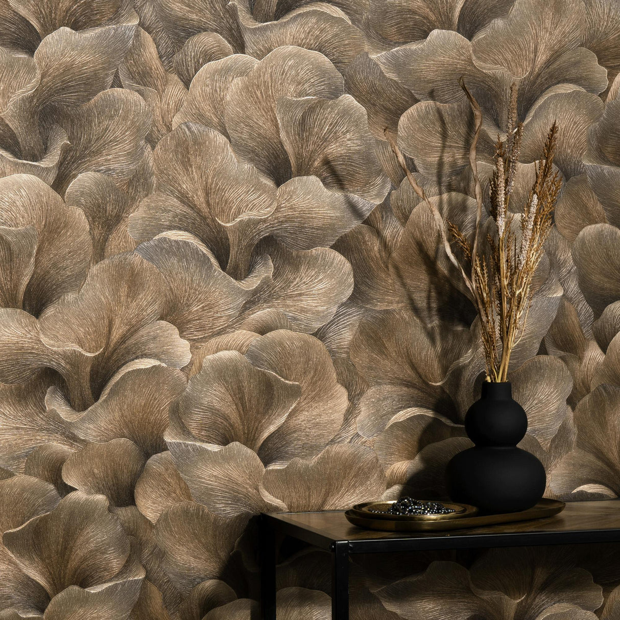 Veer Decor Floral Glow Brown Wallpaper