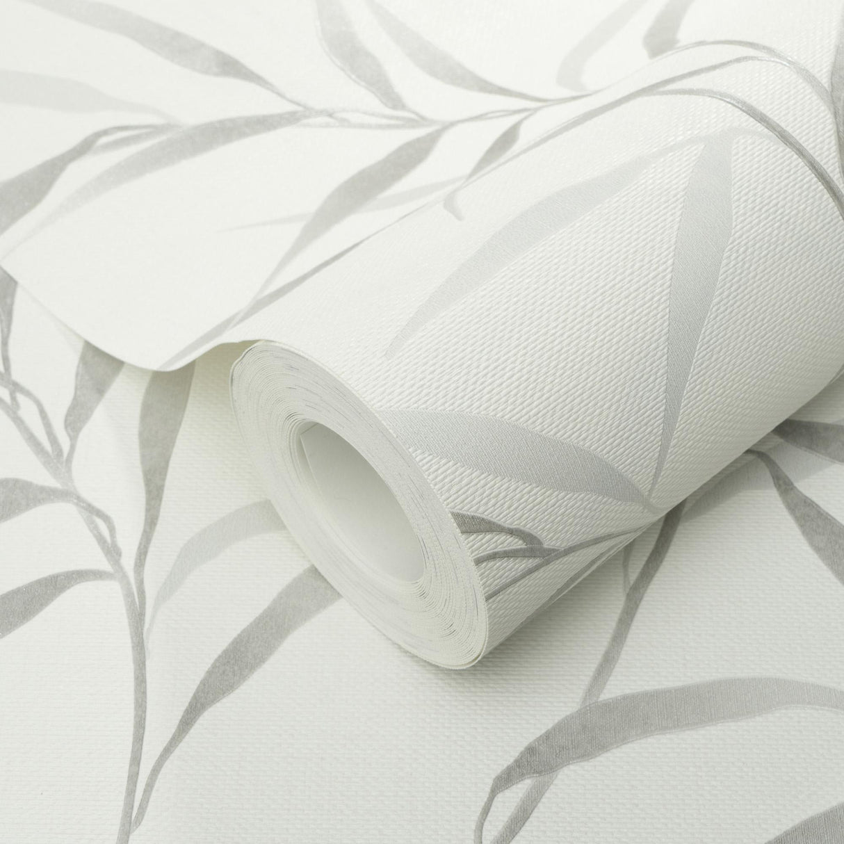 Veer Decor Yamato Leaves Grey Wallpaper