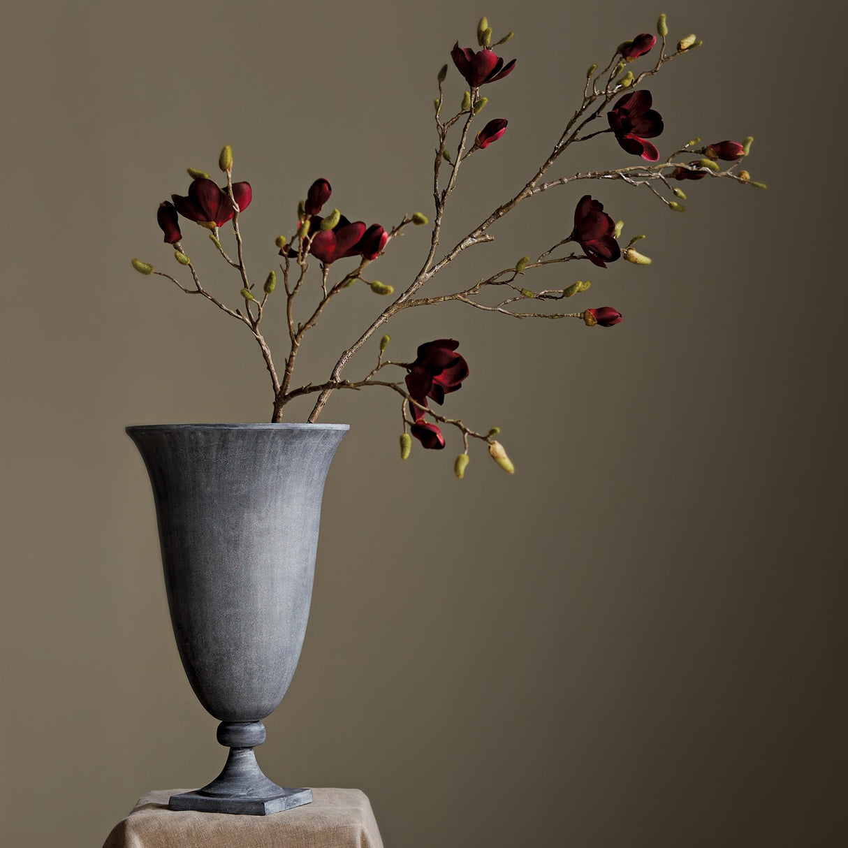 Napa  MAGNOLIA BRANCHES 50" ST/2