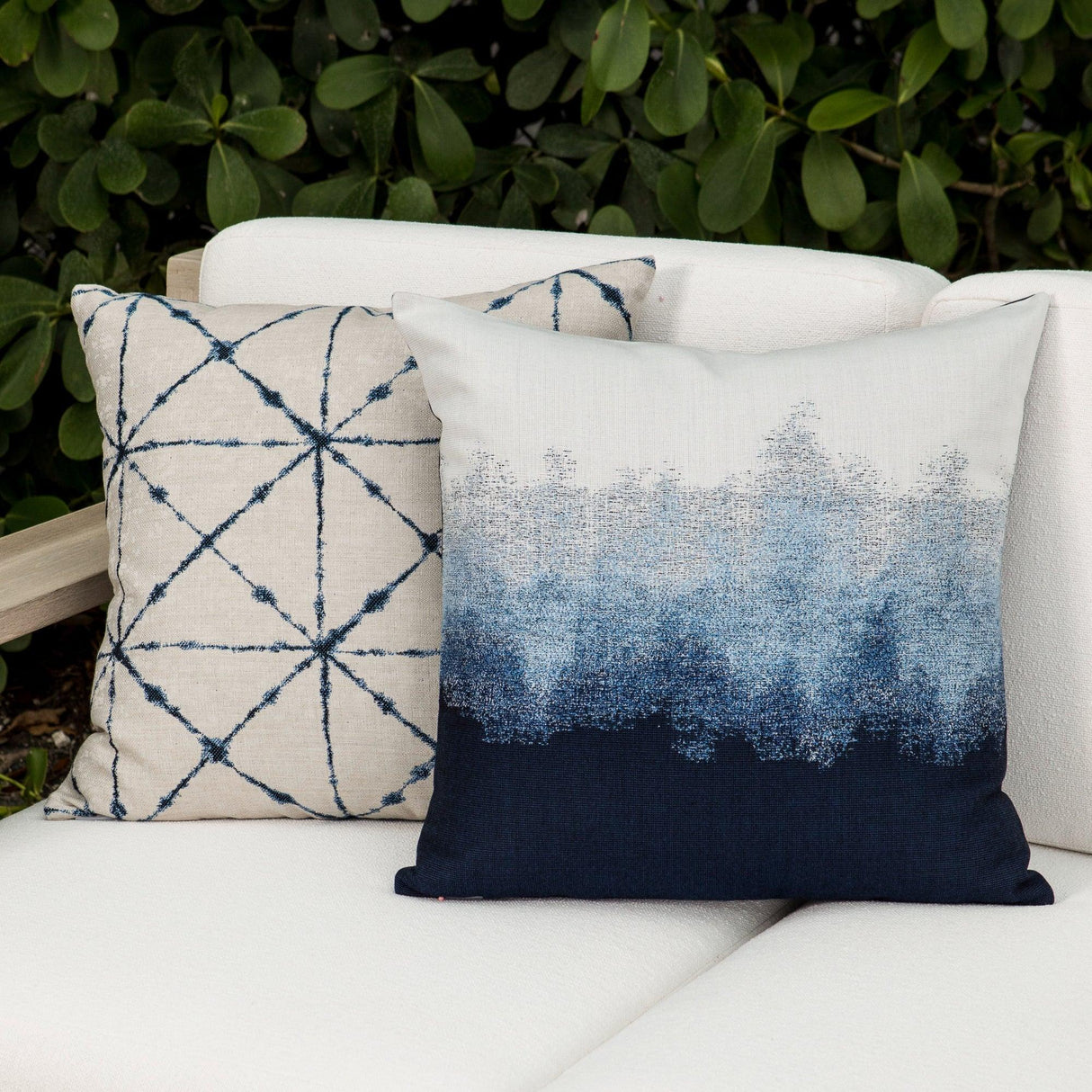 Elaine Smith Indigo Pillow Package 2-Pack Deep Blue 2-Pack Decorative Pillow