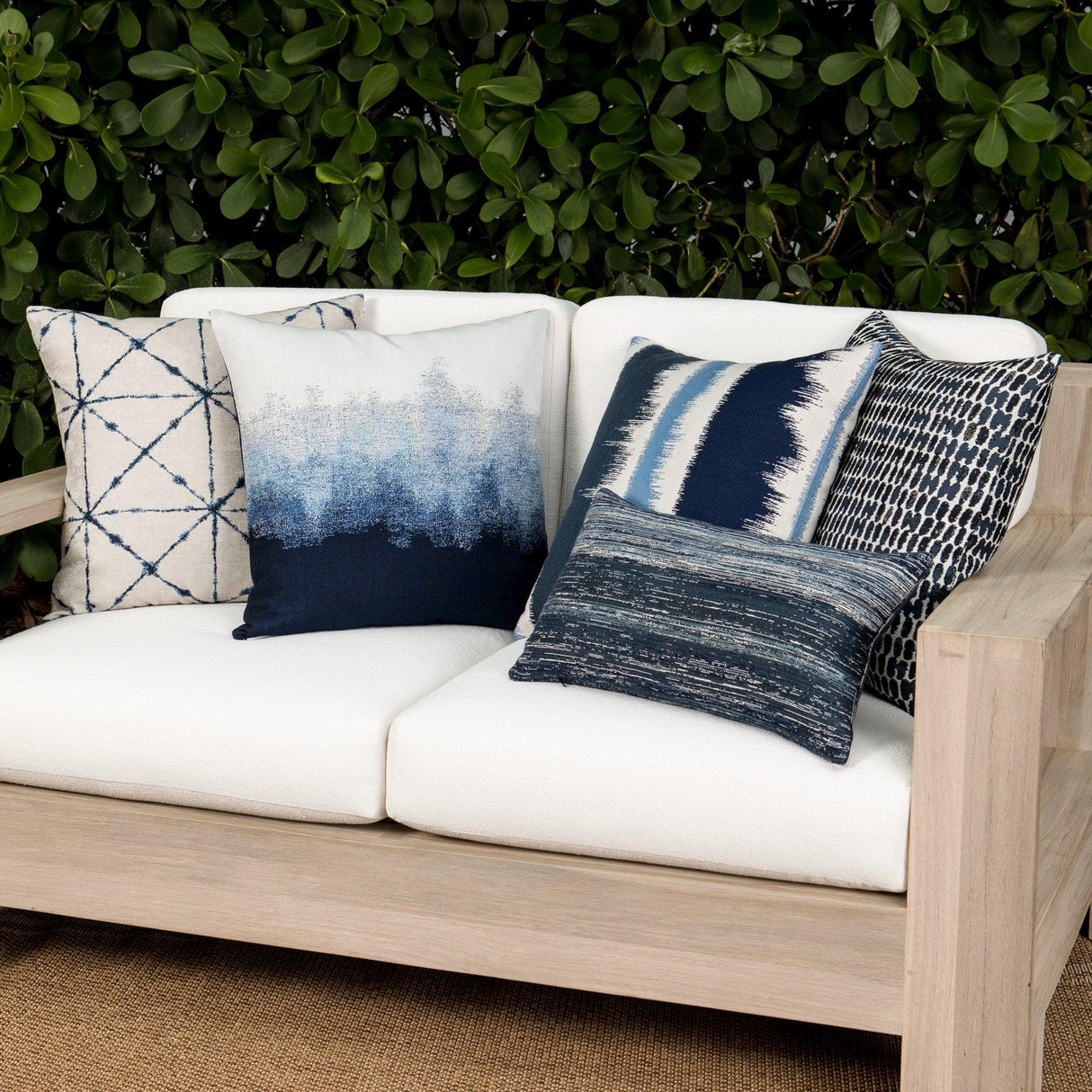 Elaine Smith Indigo Pillow Package 5-Pack Deep Blue 5-Pack Decorative Pillow