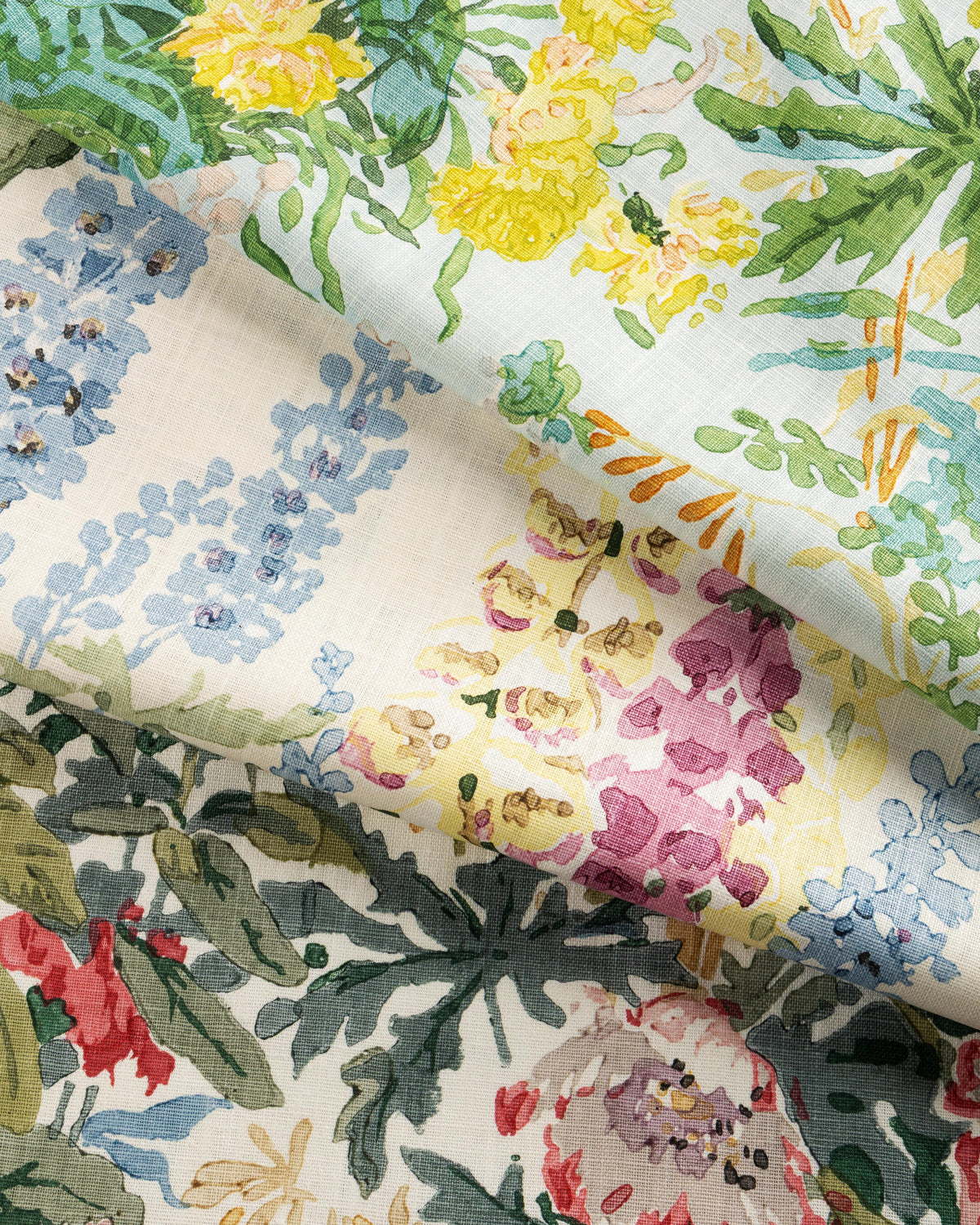 Lee Jofa GARDEN GLORIES MAGENTA Fabric