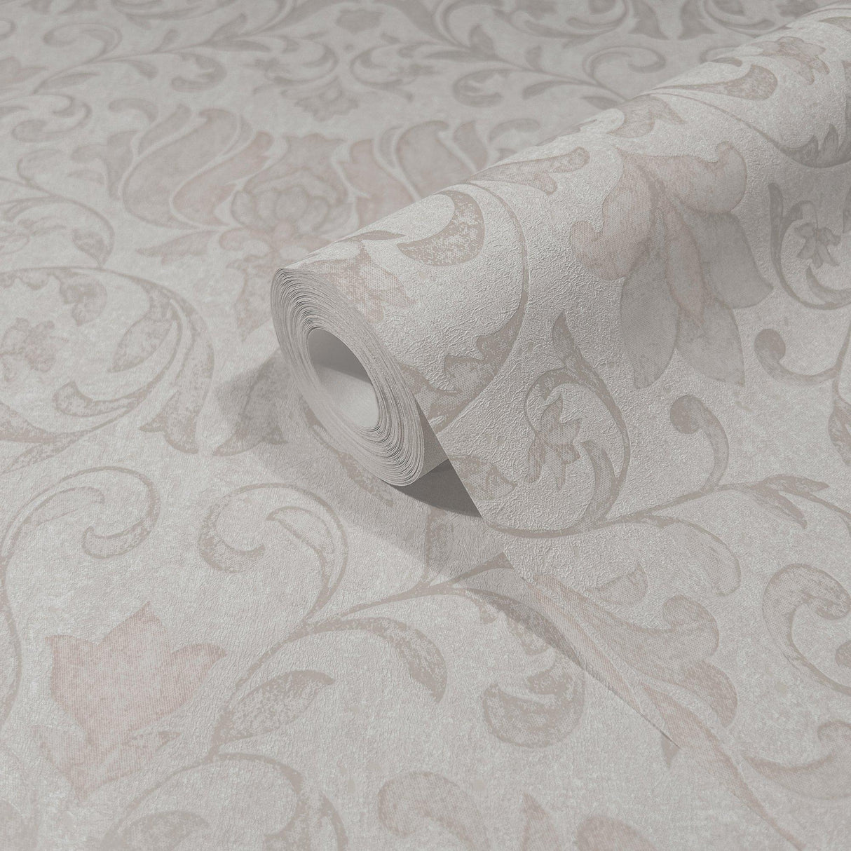 Galerie 35149 City Romance Damask Pink Wallpaper 35149 Pink Wallpaper