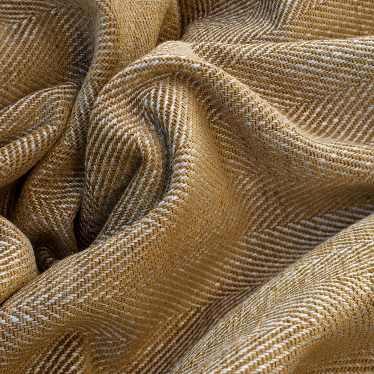 Andrew Martin SUMMIT GINGER Upholstery Fabric