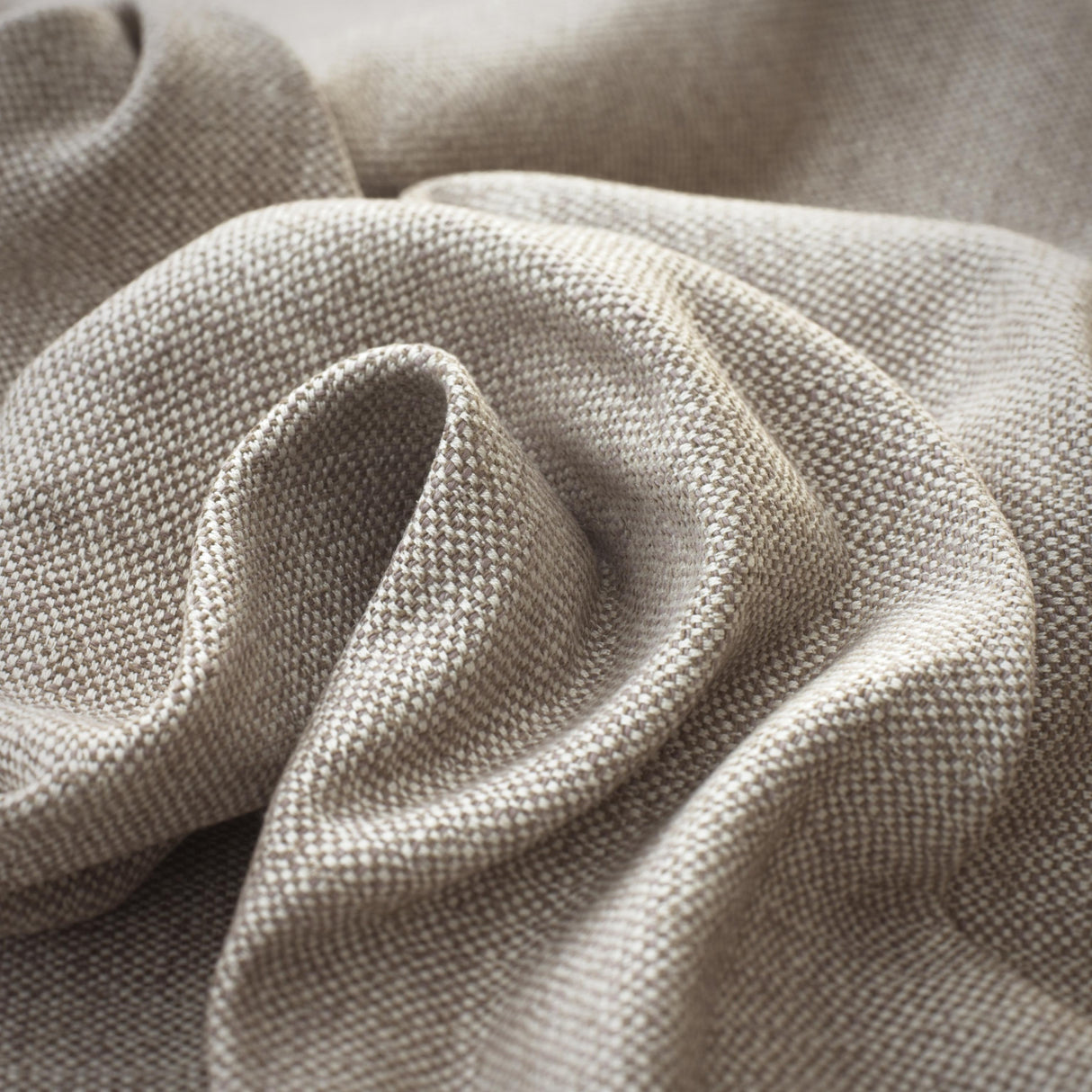 Andrew Martin PARAGGI GRANITA Upholstery Fabric