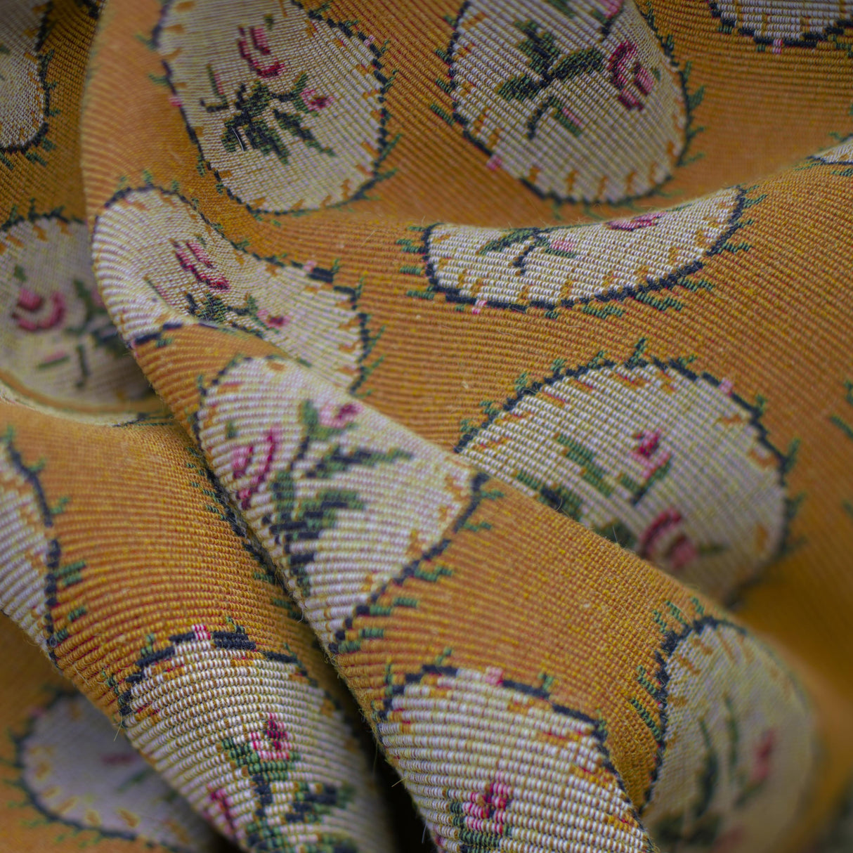 Andrew Martin BOBBIN SUNSHINE Upholstery Fabric