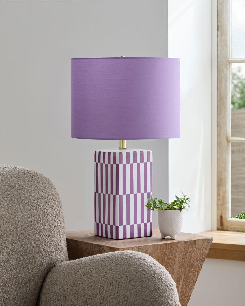 Livabliss Portivo PRVO-086 21"H x 13"W x 13"D Table Lighting