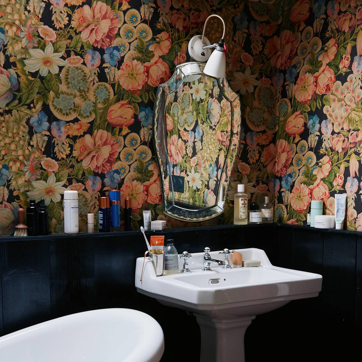 House of Hackney AMATORIA MAGNA Wallpaper - Noir (9'10" - full height)