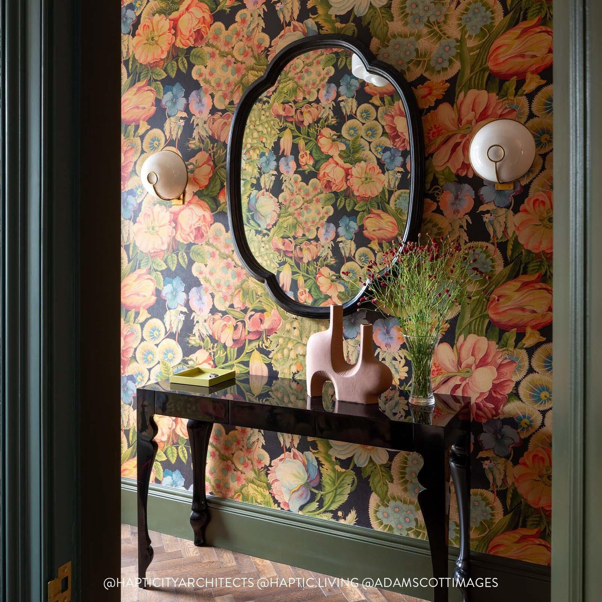 House of Hackney AMATORIA Wallpaper - Noir (9'10" - full height)
