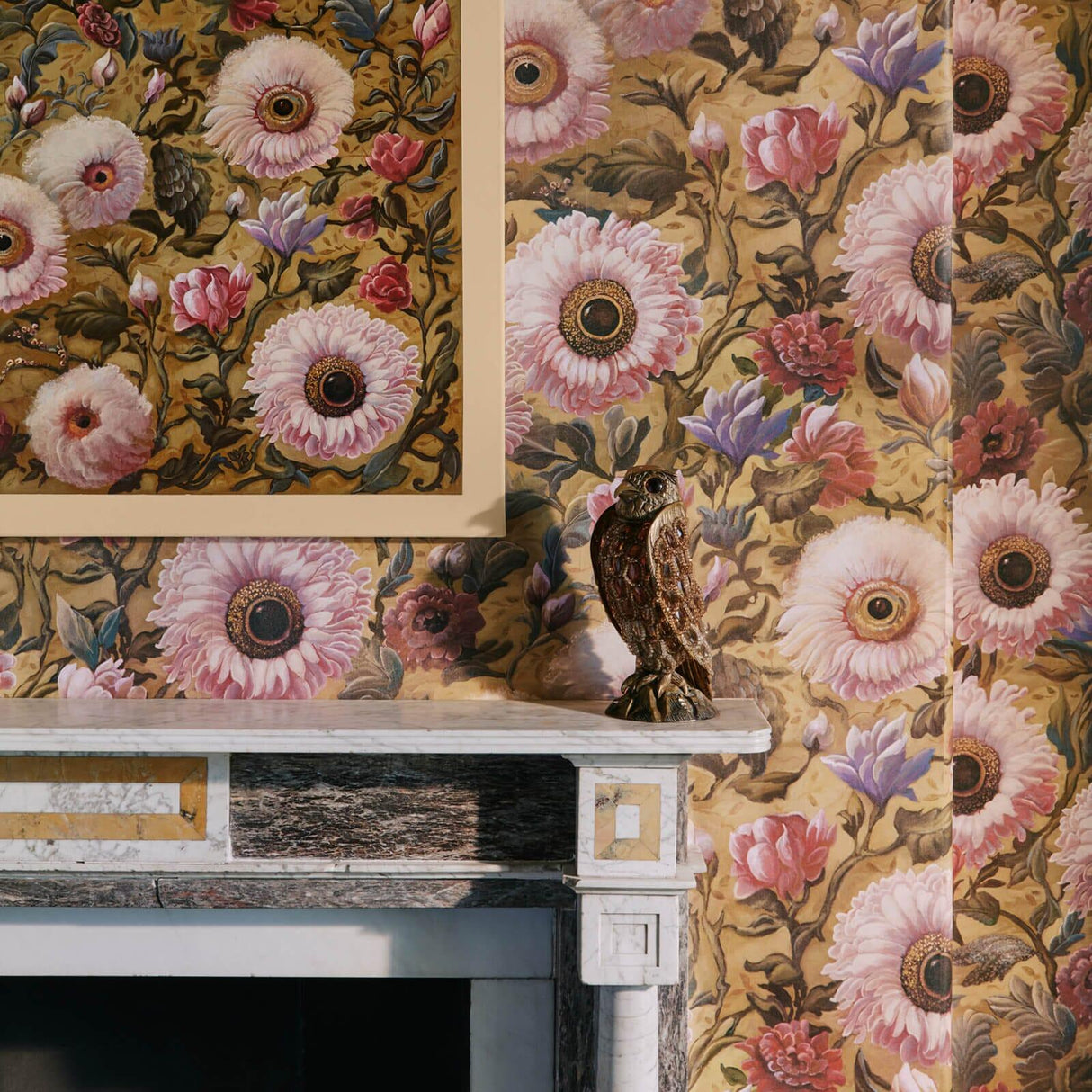 House of Hackney APRICUS Wallpaper - Aurelian (9'10" - full height)