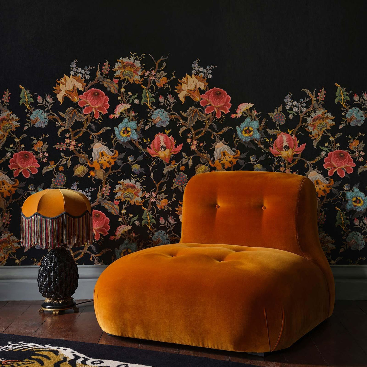 House of Hackney ARTEMIS CLIMBING WALLS Wallpaper - Black (9'10" - full height)