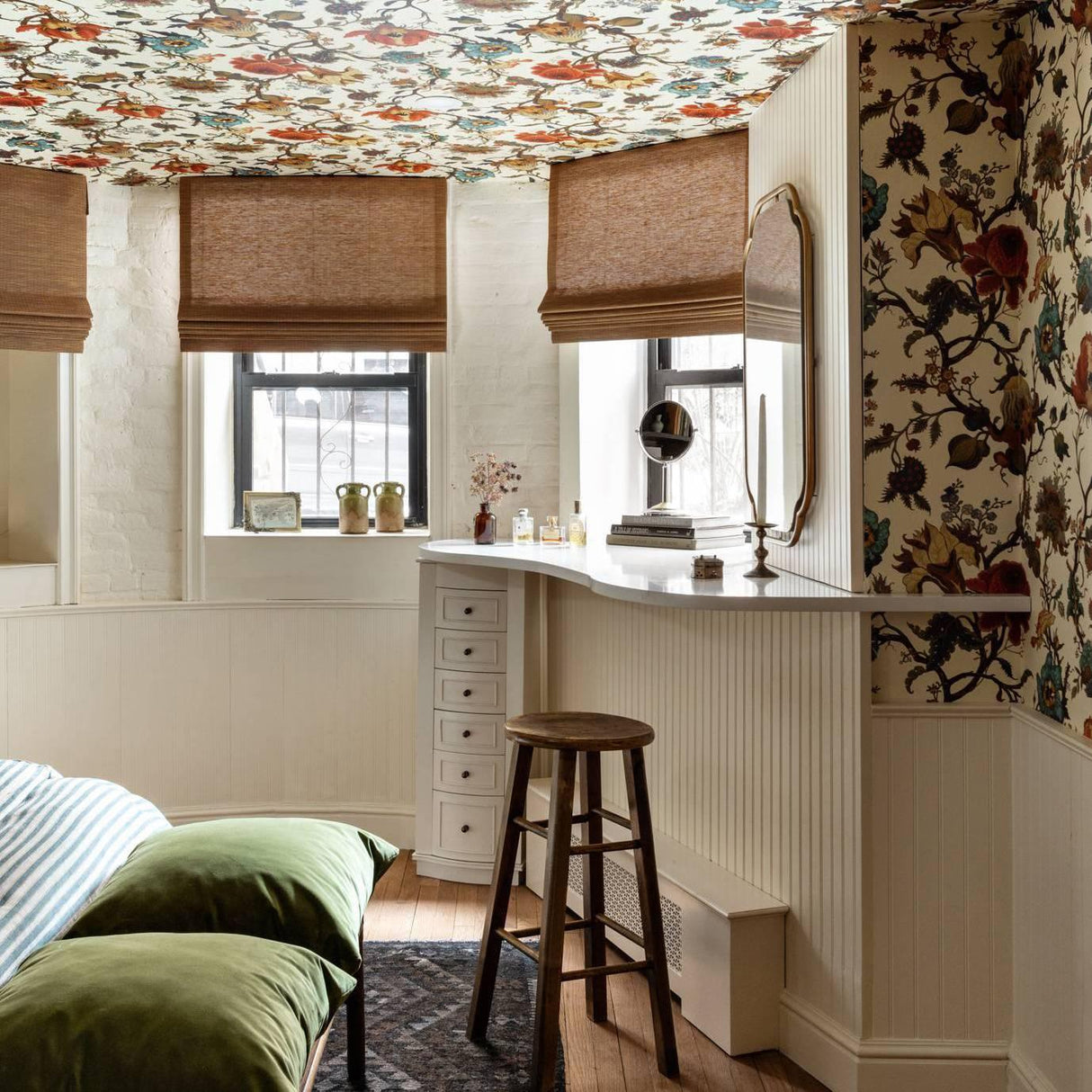House of Hackney ARTEMIS Wallpaper - Ecru (9'10" - full height)