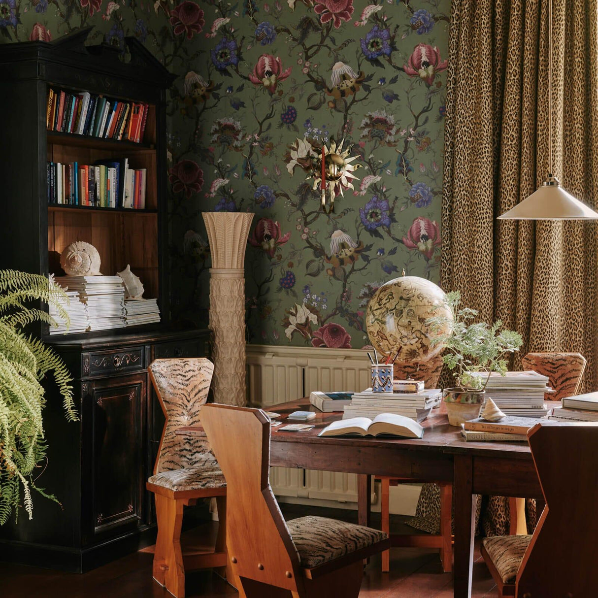 House of Hackney ARTEMIS Wallpaper - Jadeite (9'10" - full height)