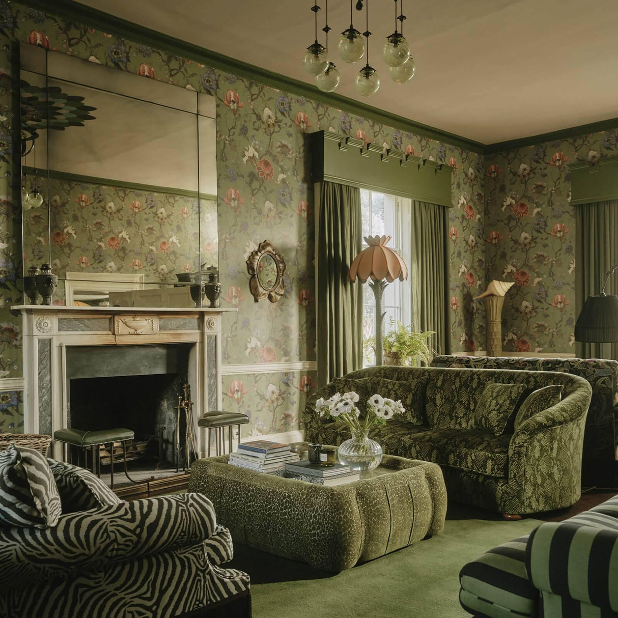 House of Hackney ARTEMIS Wallpaper - Jadeite (9'10" - full height)